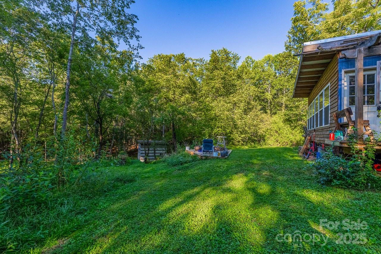 135 Medford Road - Photo 4