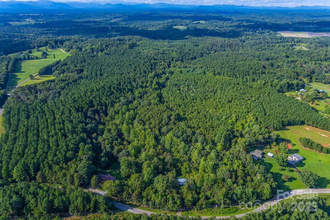 135 Medford Road - Photo 6