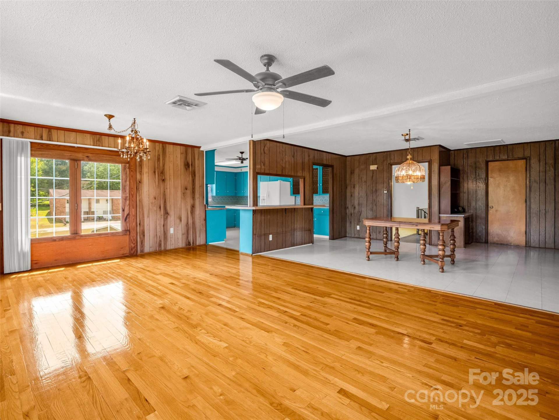 184 Spring Street - Photo 8