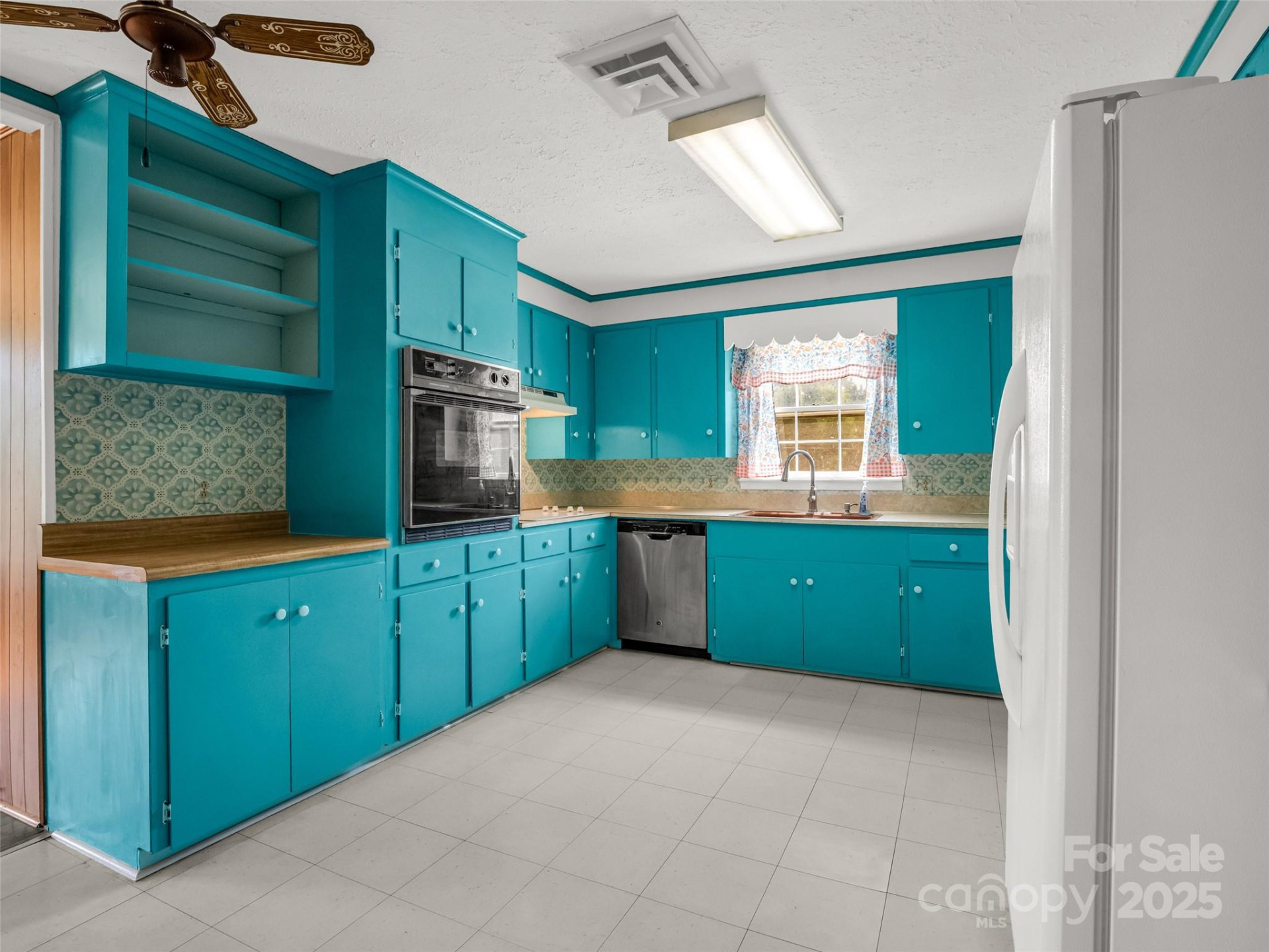 184 Spring Street - Photo 10