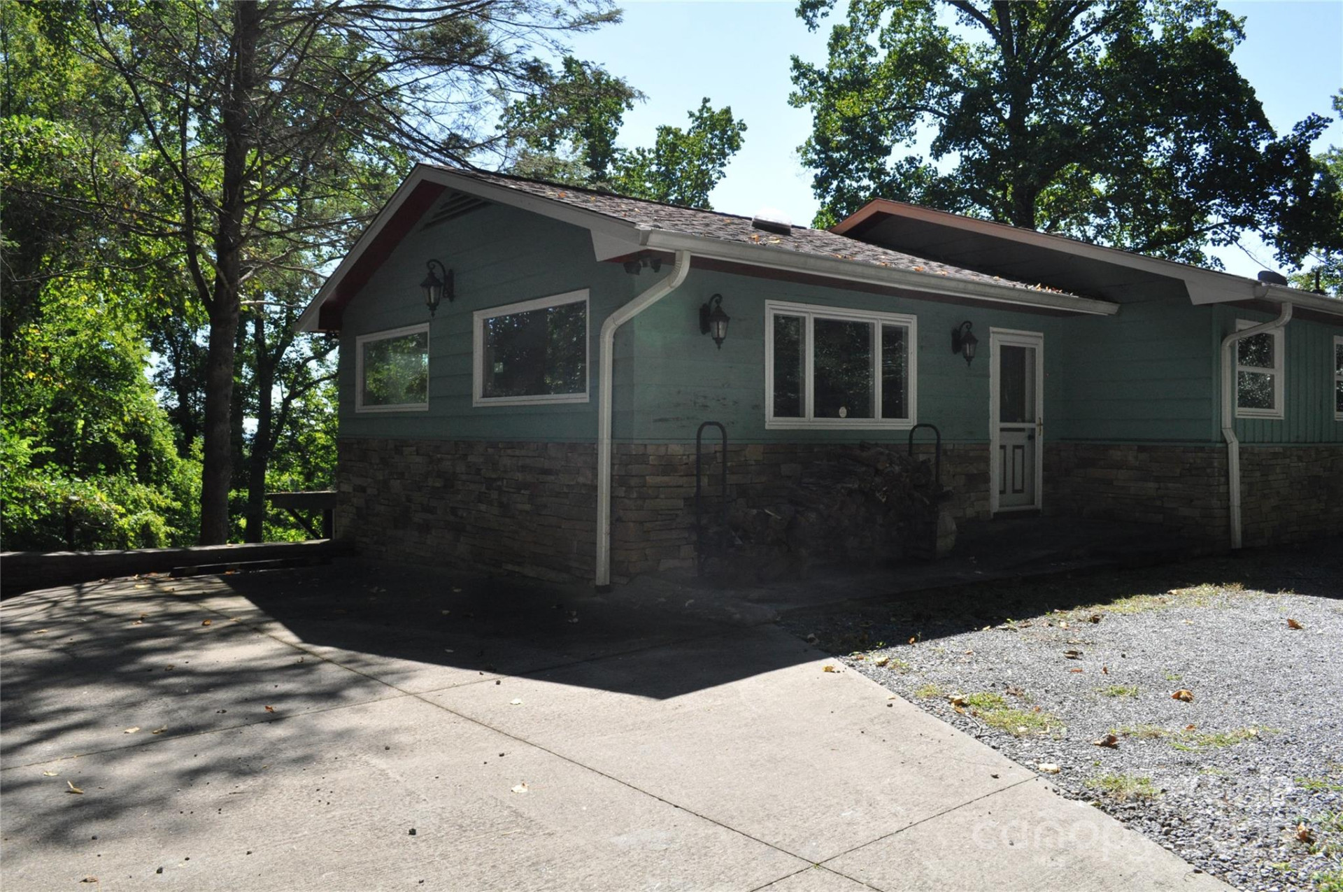 502 Meadowlark Drive - Photo 5