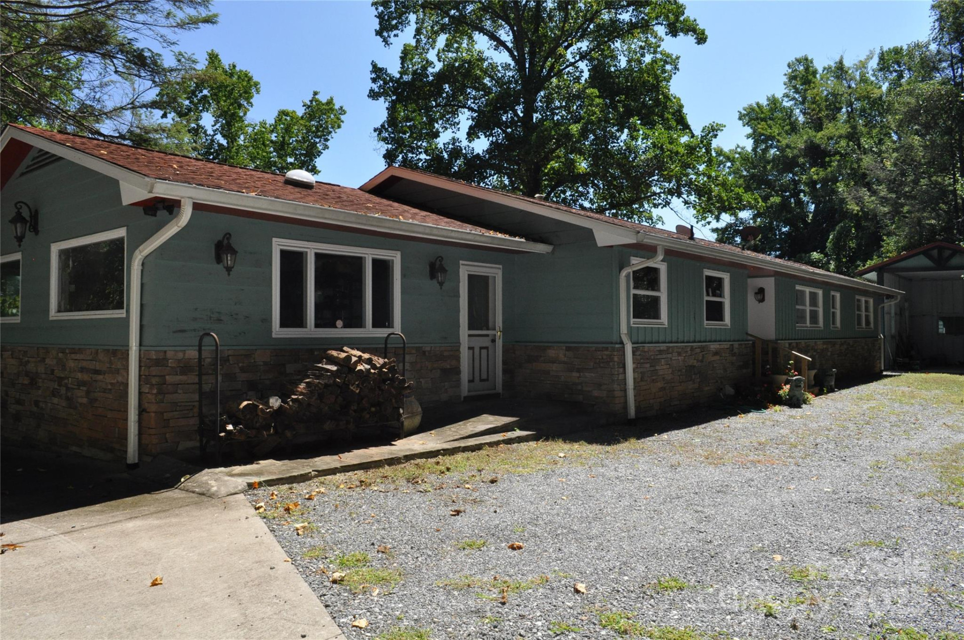 502 Meadowlark Drive - Photo 6