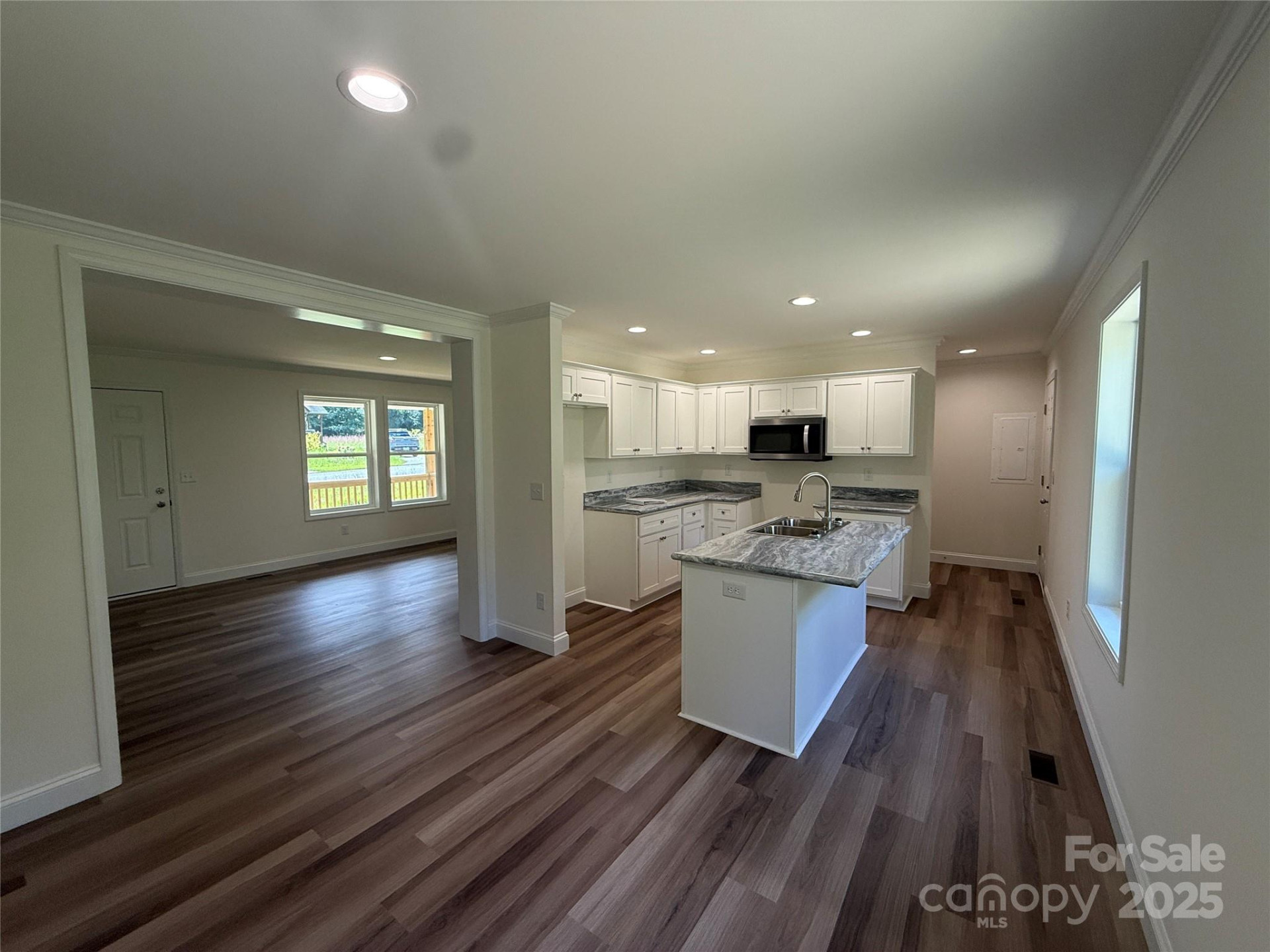204 Oscelake Way - Photo 11