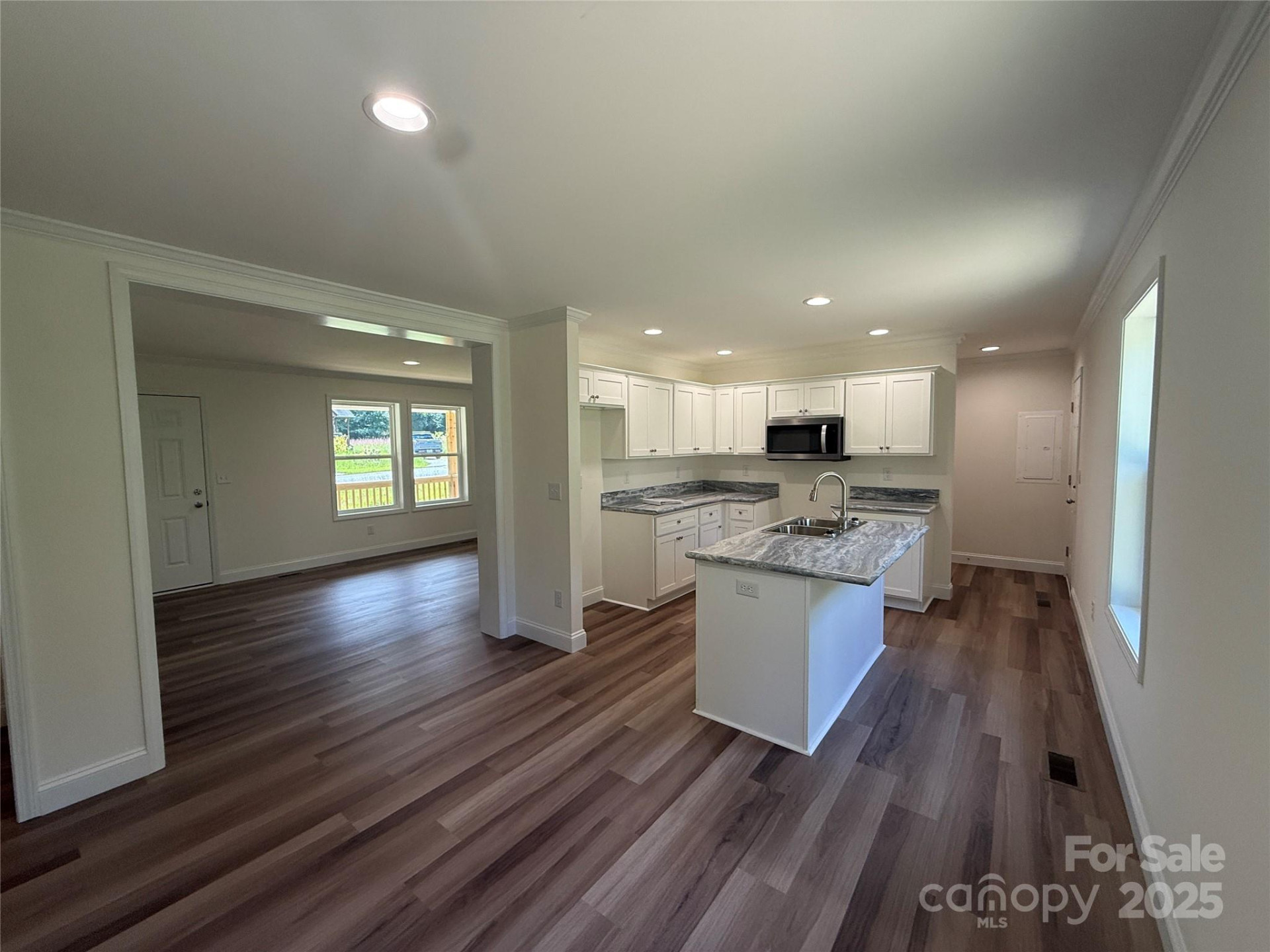 204 Oscelake Way - Photo 12