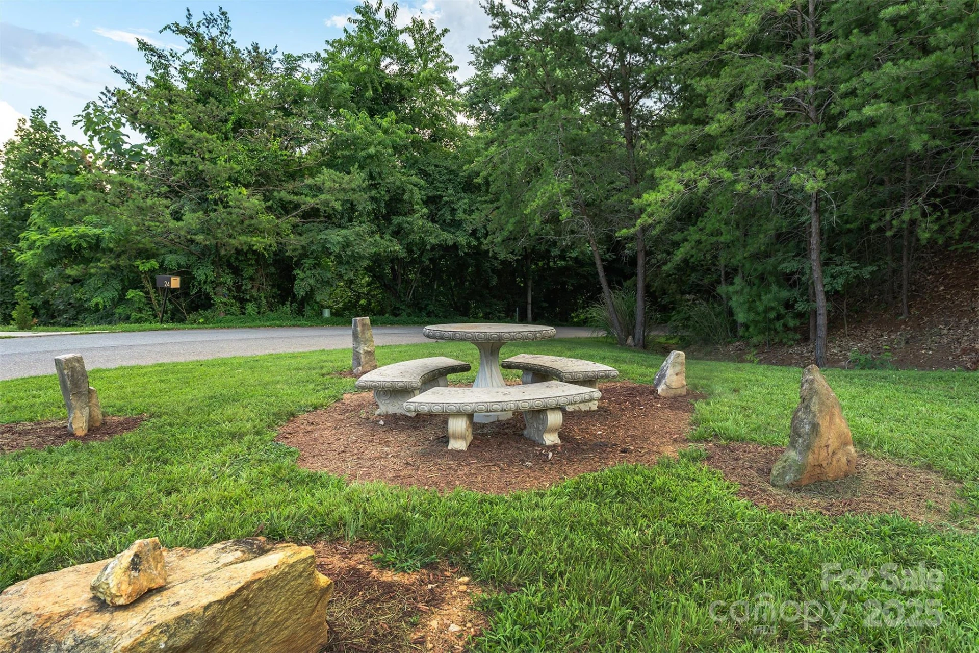 18 Timber Moss Drive - Photo 33