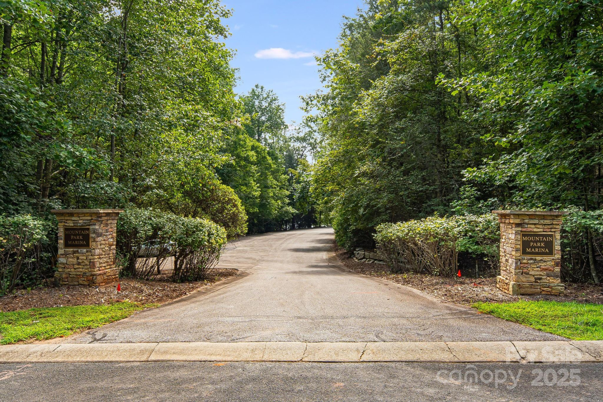 1140 Laurel Crest Lane - Photo 27