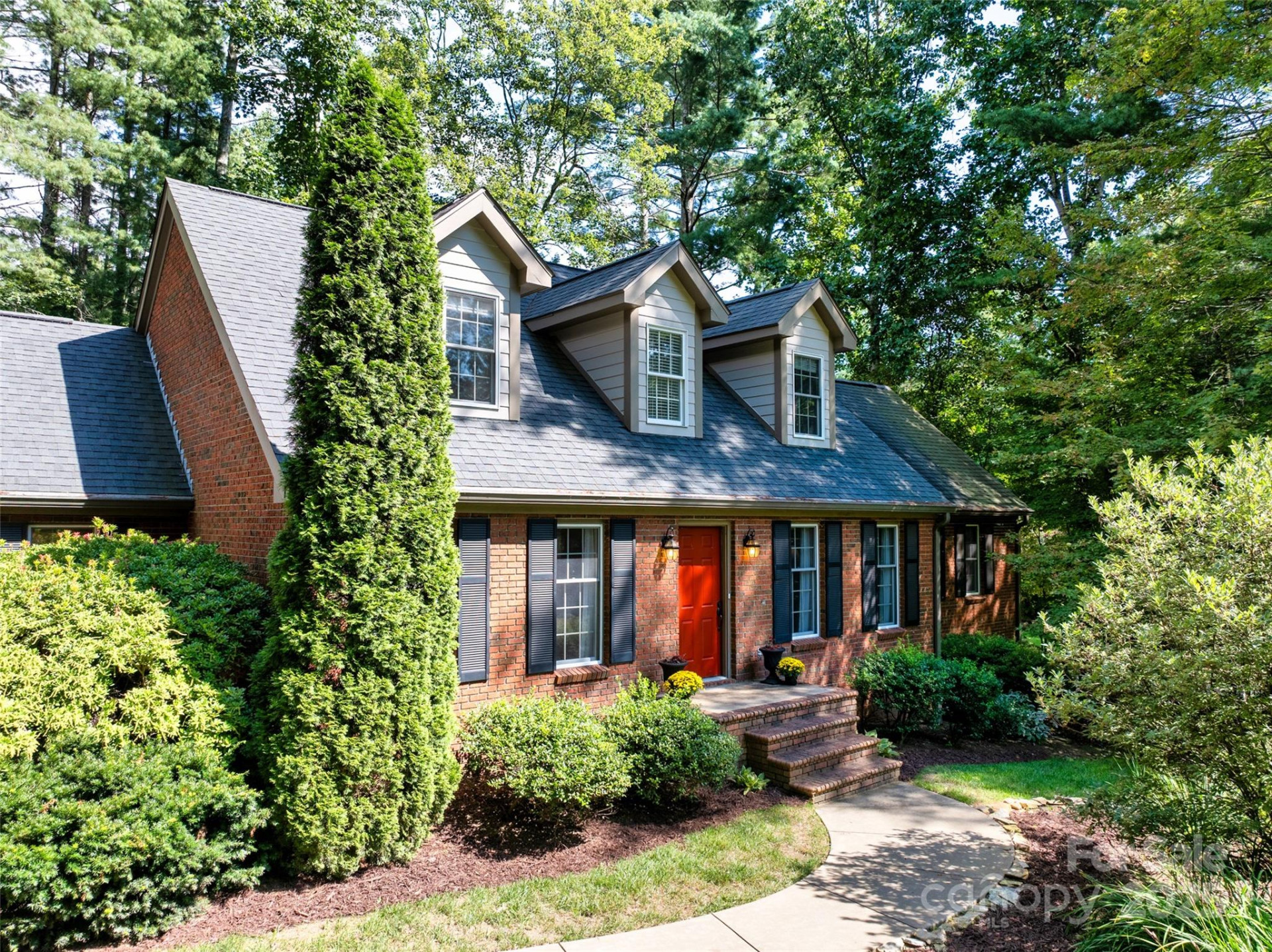 2 White Rock Court