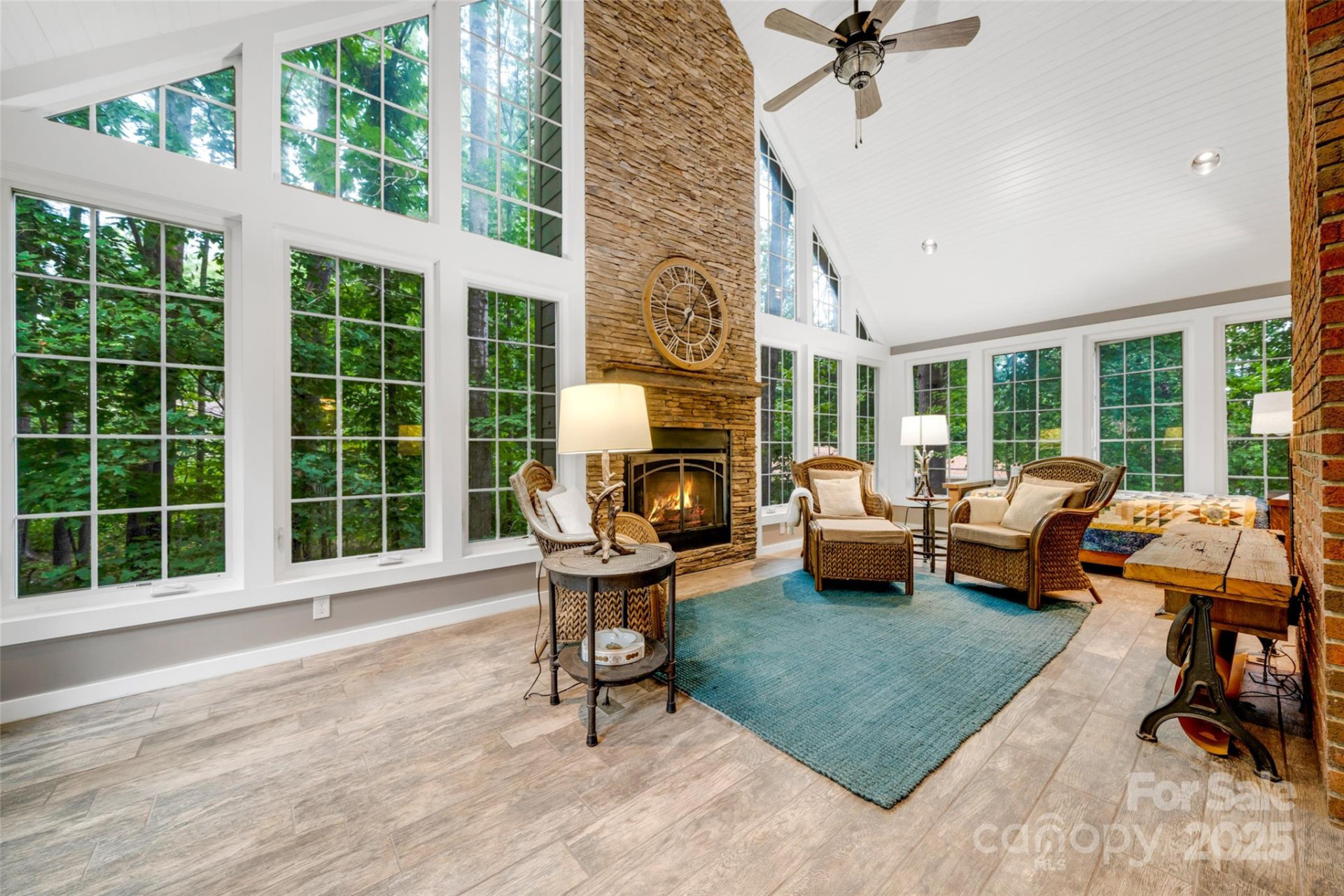2 White Rock Court - Photo 15