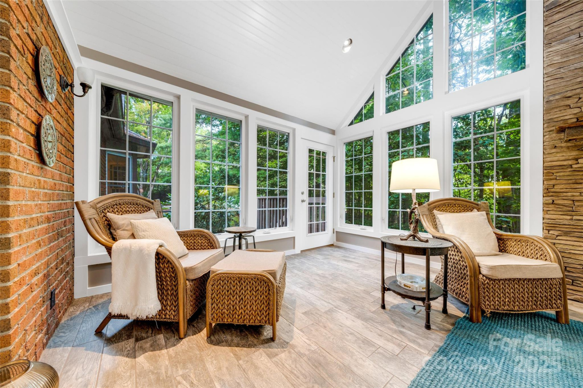 2 White Rock Court - Photo 16