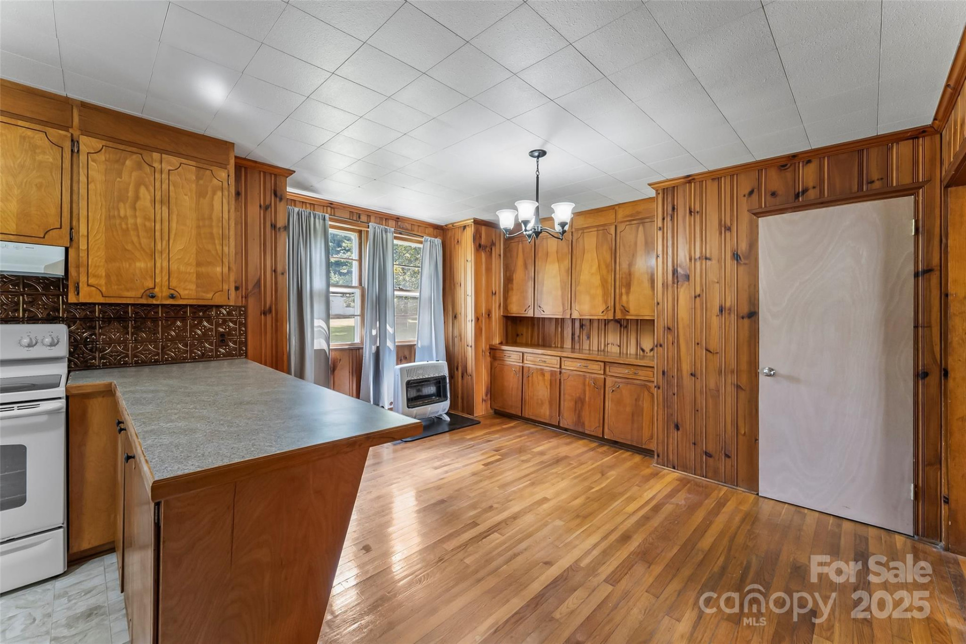 194 Virginia Drive - Photo 10