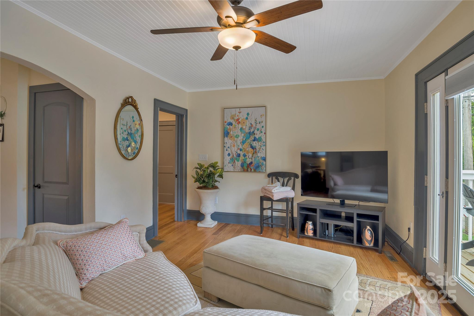 123 Marshall Street - Photo 4