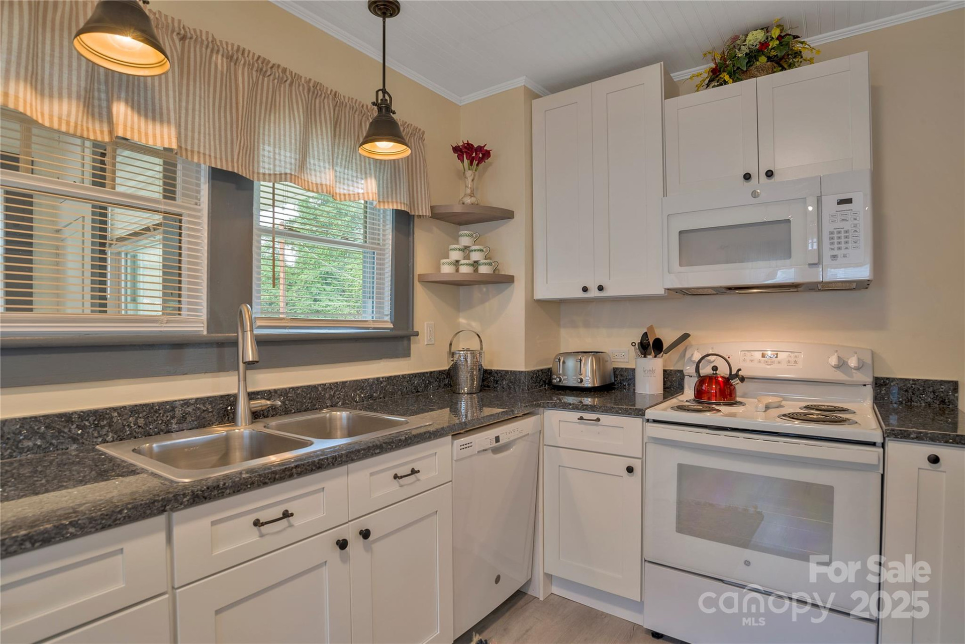 123 Marshall Street - Photo 9