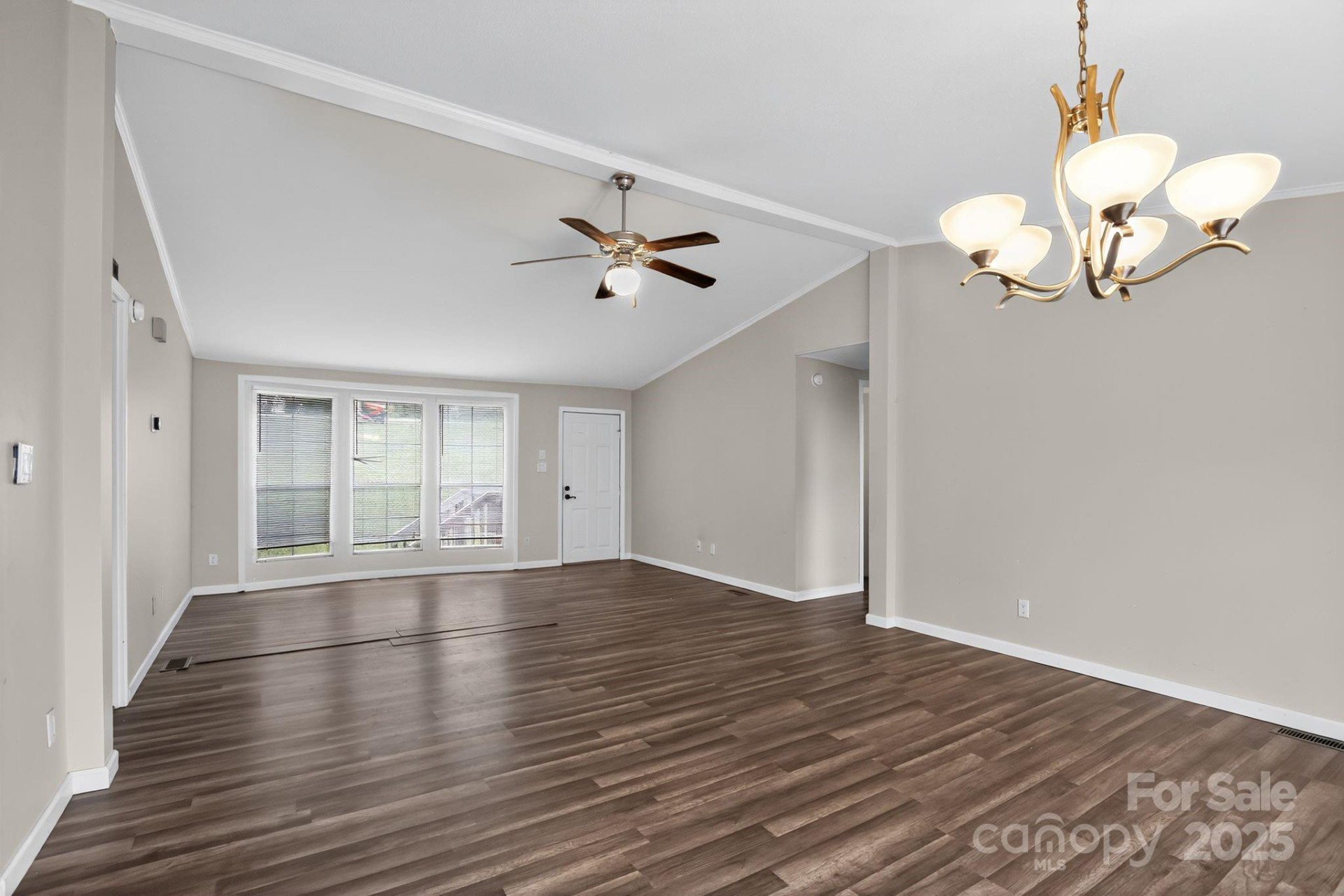 2 Yellow Roses Lane - Photo 12