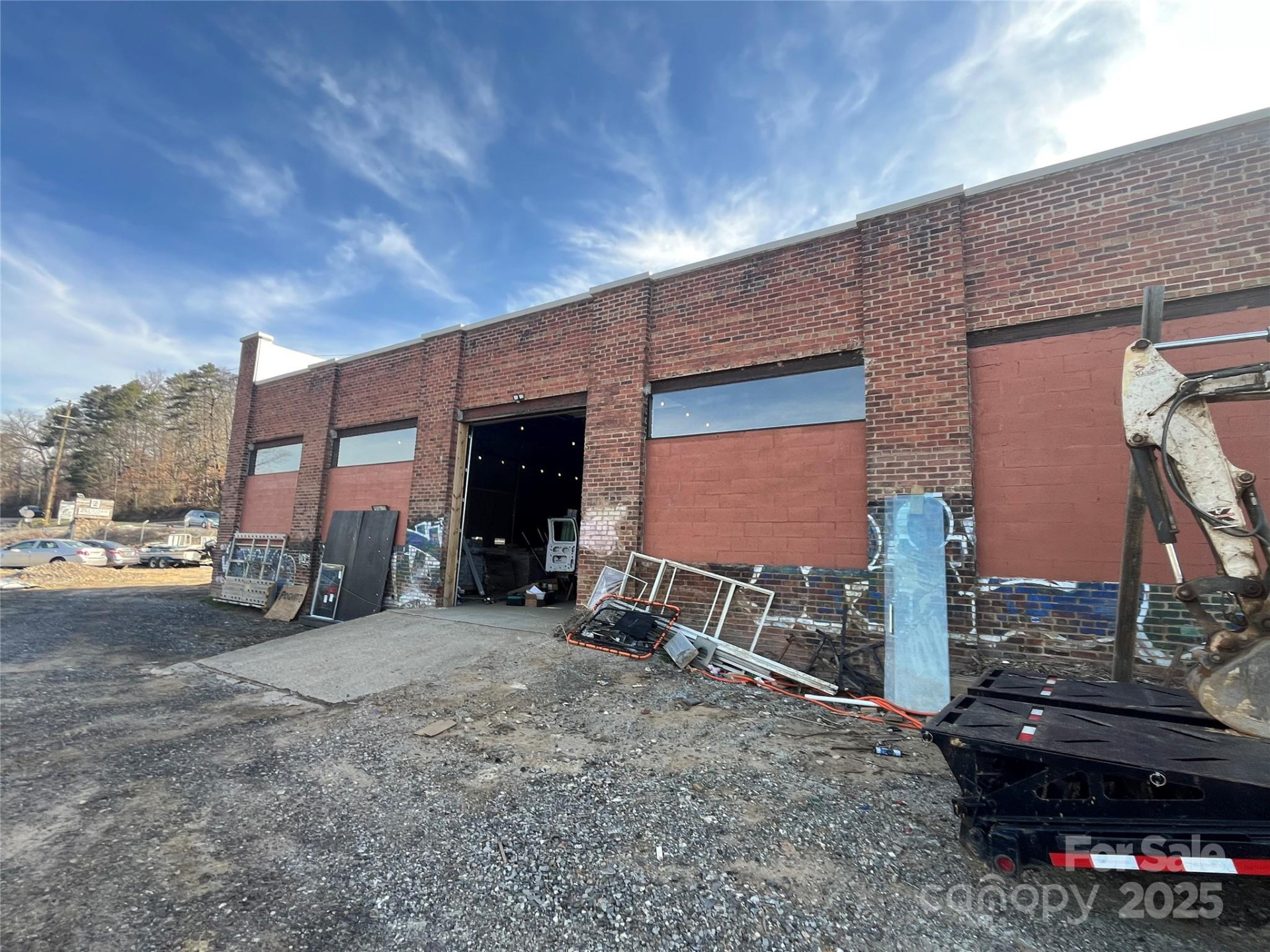 860 Riverside Drive - Photo 2