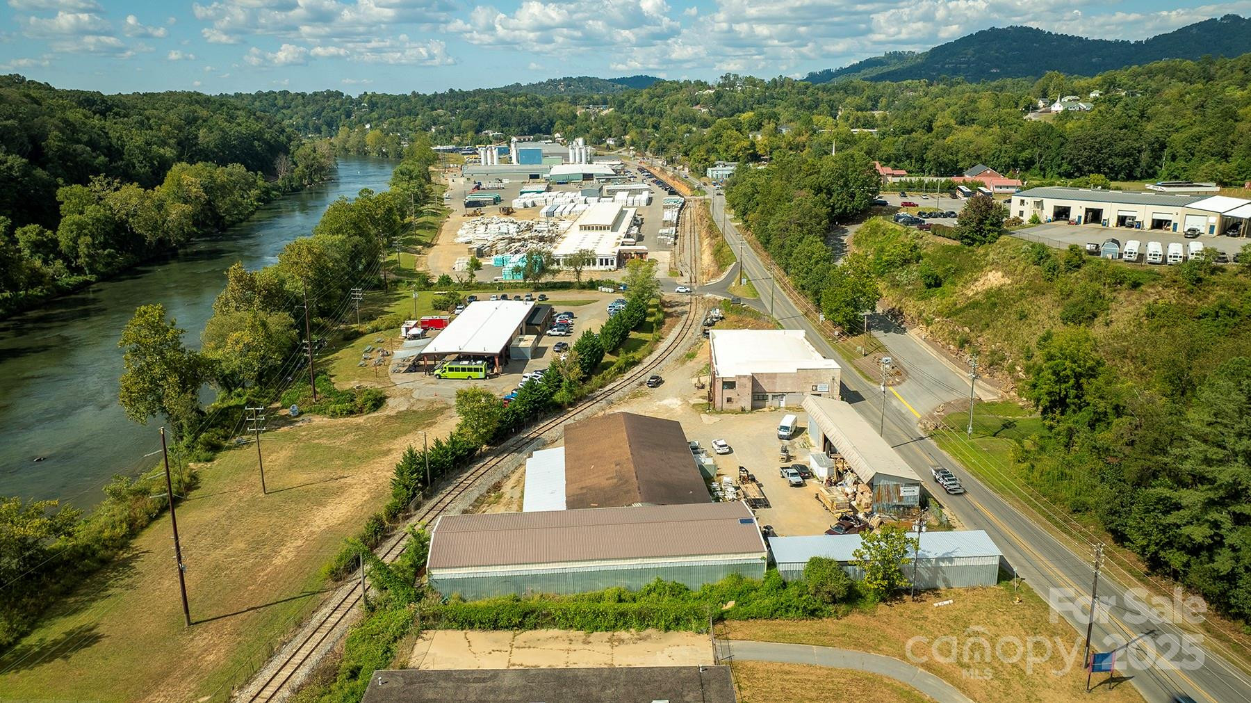 860 Riverside Drive - Photo 8