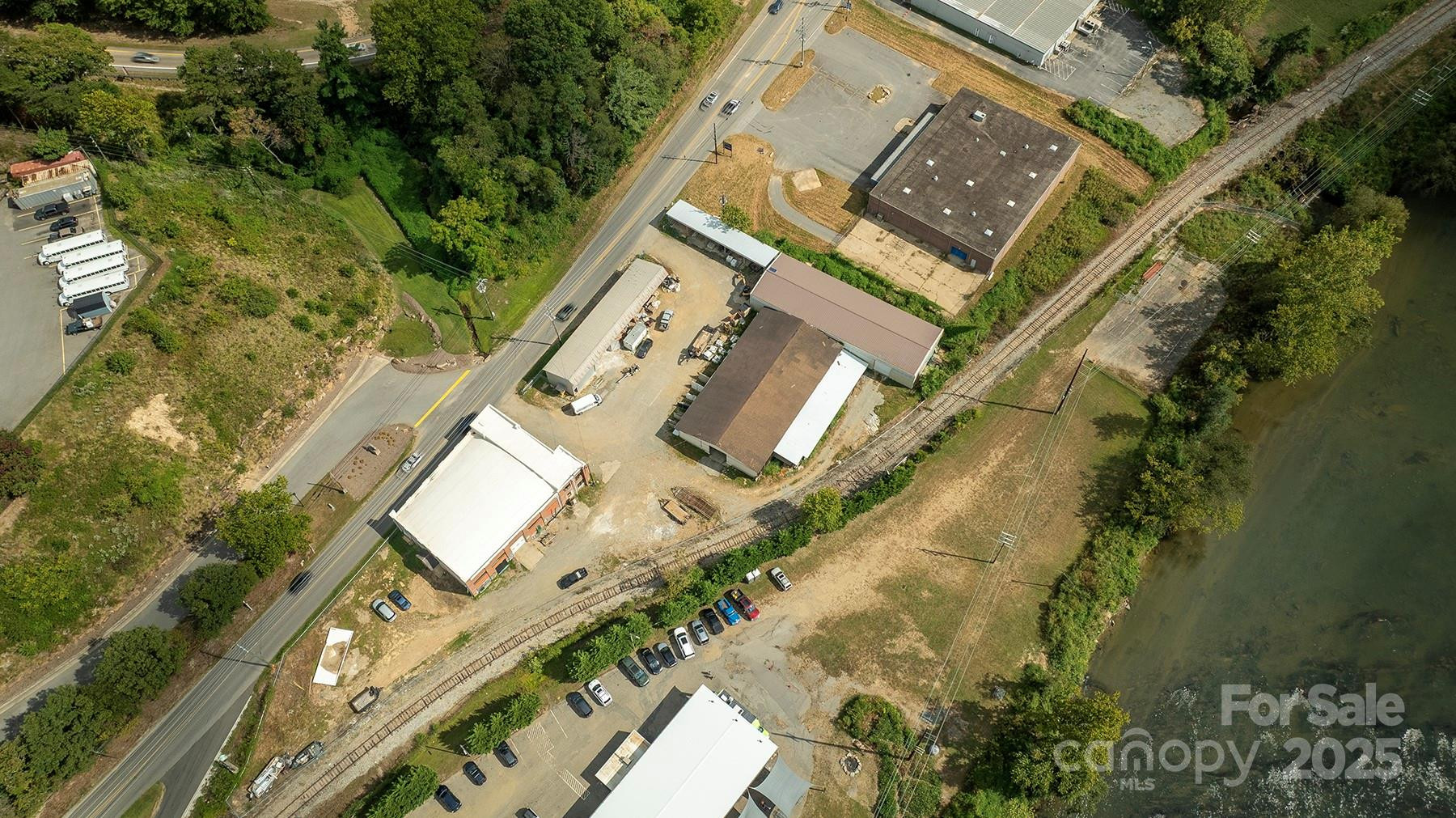 860 Riverside Drive - Photo 9