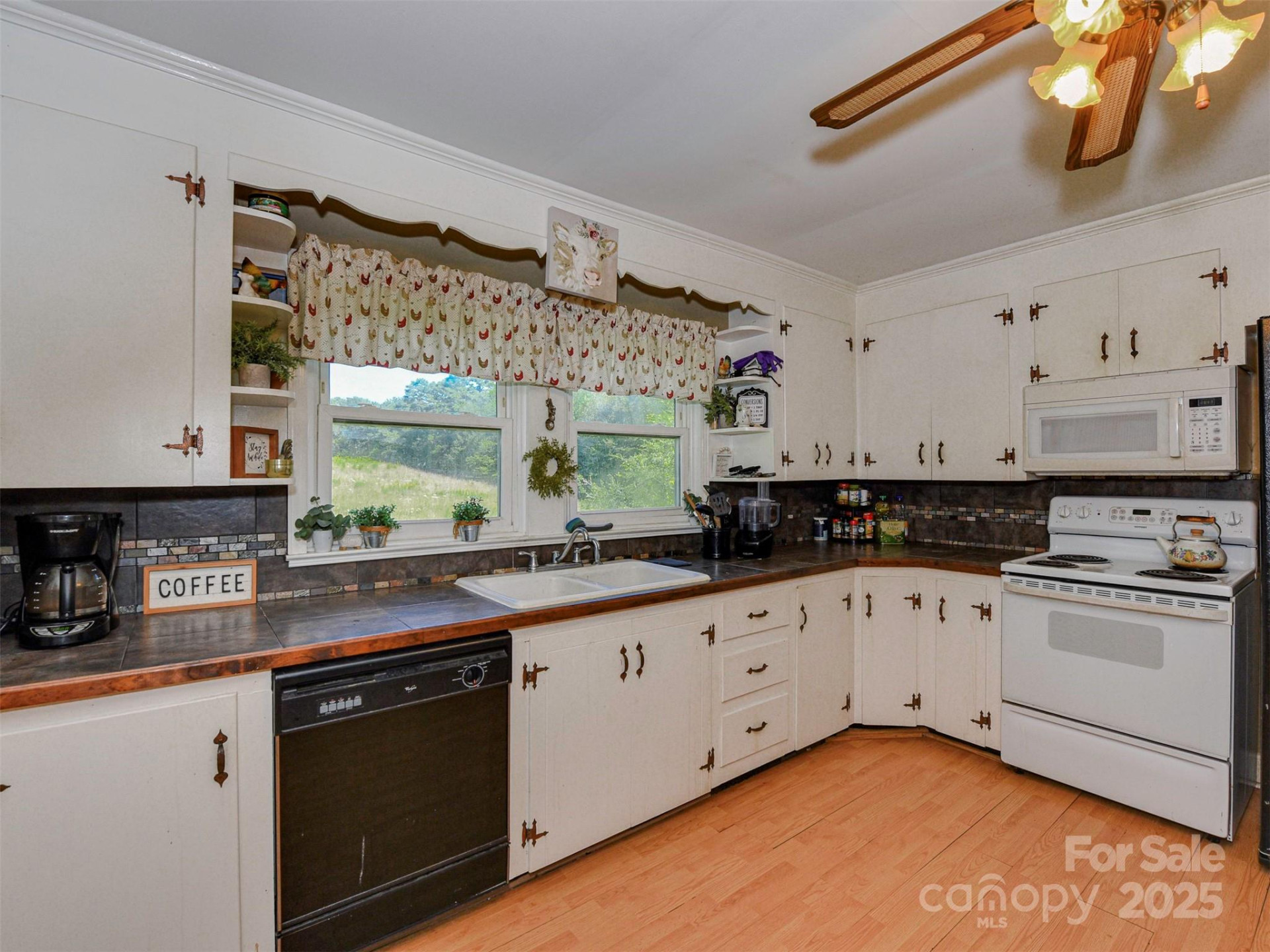 250 Circus Trail - Photo 13