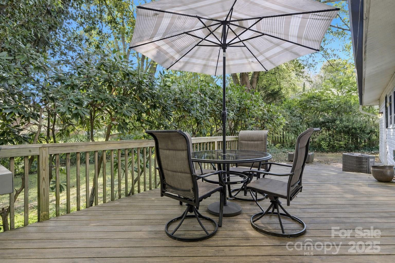 2 Fernbrook Place - Photo 4