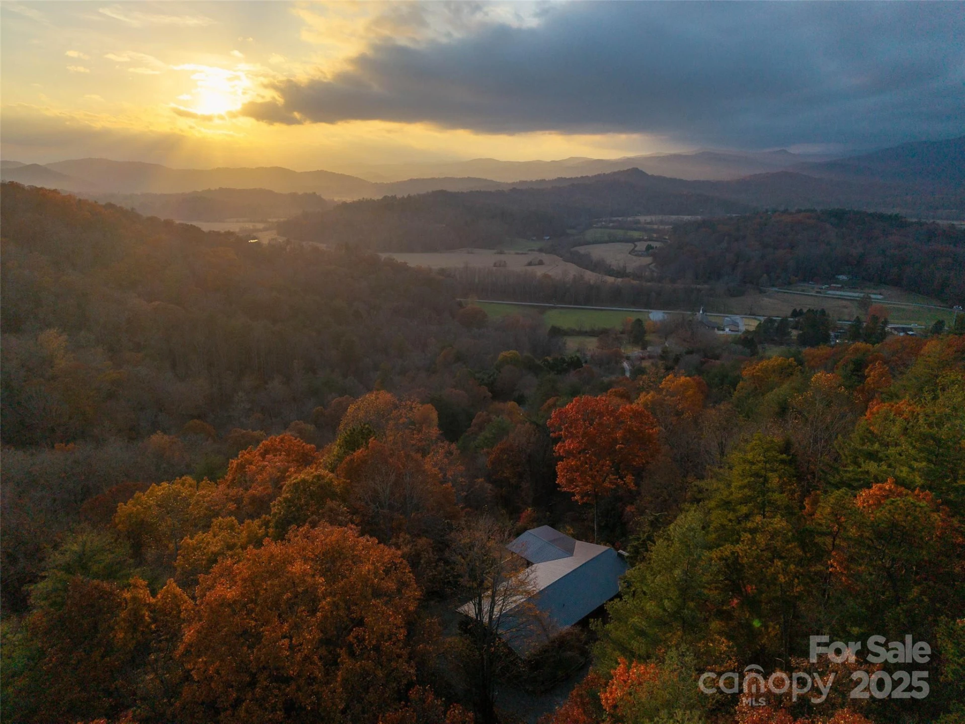 658 Johnson Road - Photo 2