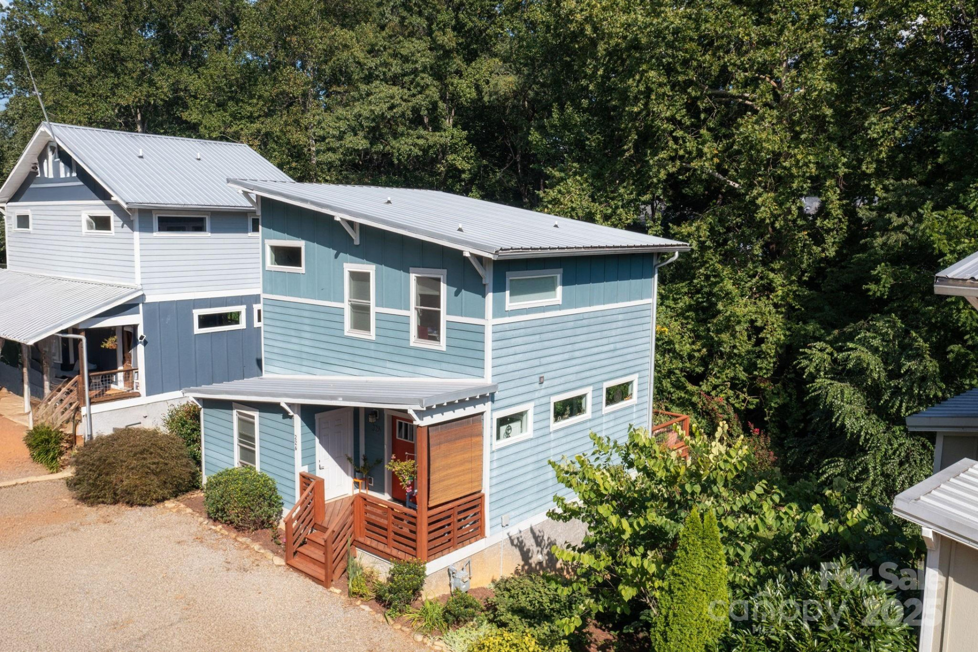 226 Sand Hill Road - Photo 2