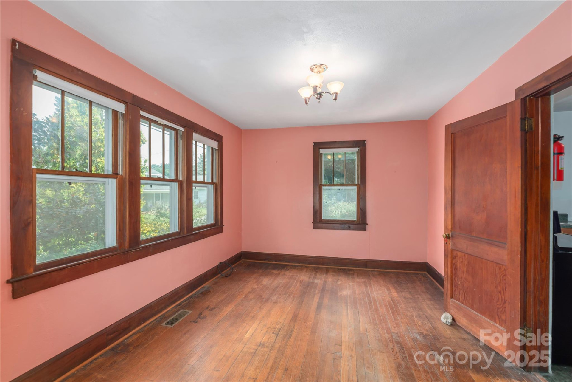 589 Pisgah Drive - Photo 7