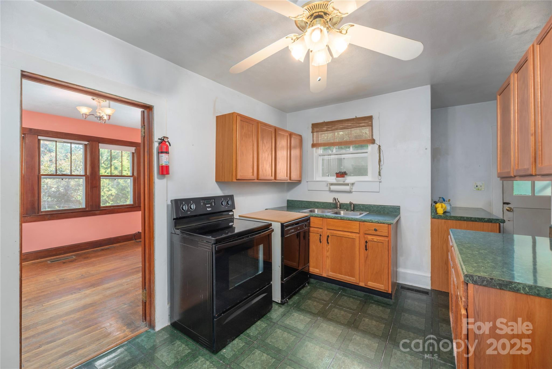 589 Pisgah Drive - Photo 8