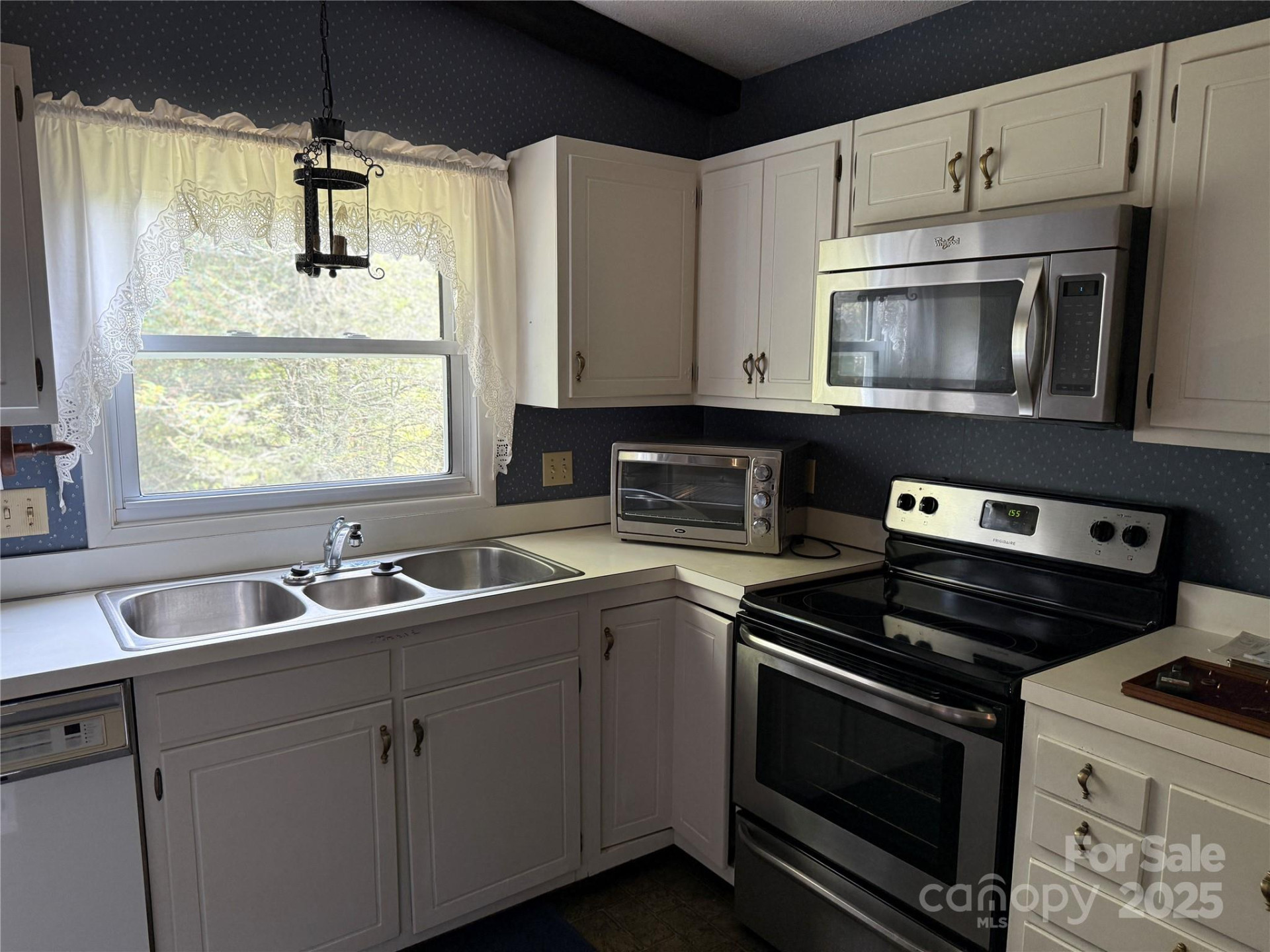 516 Averys Creek Road - Photo 10