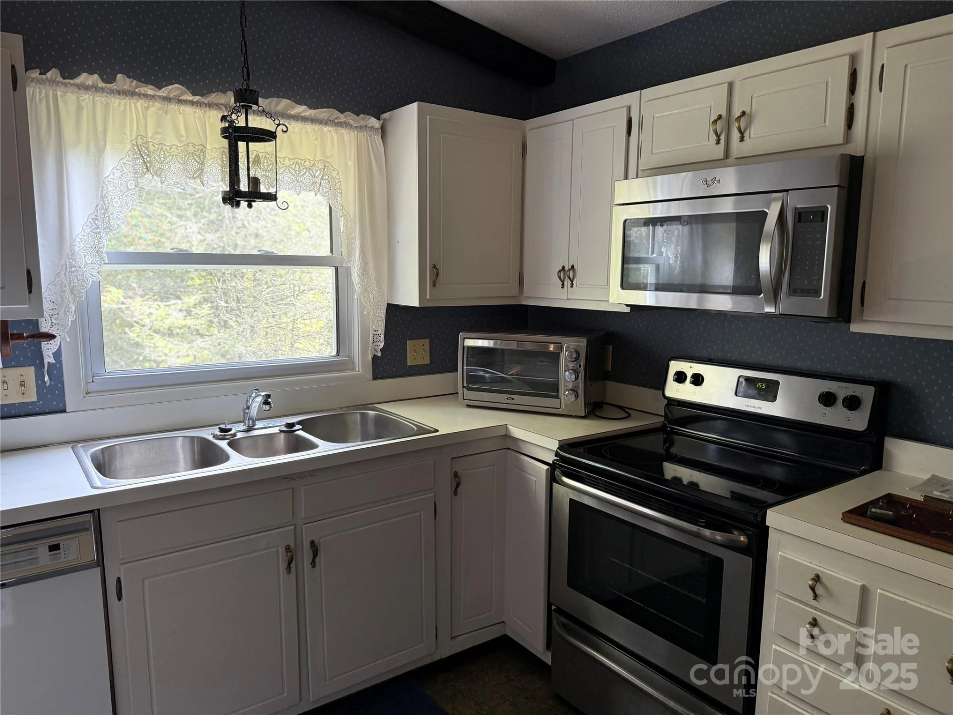 516 Averys Creek Road - Photo 10