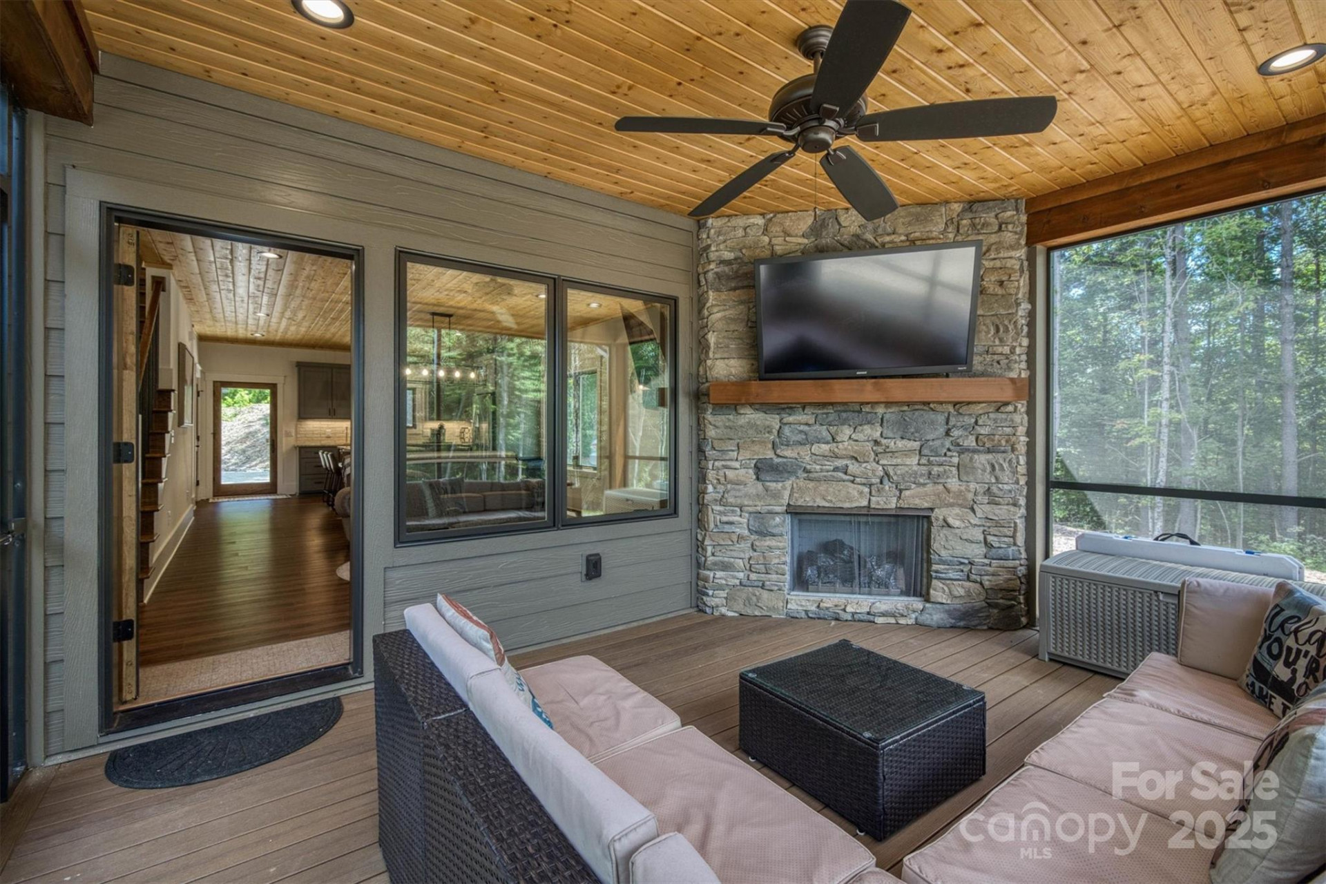 1370 Saylor Way #8 - Photo 25