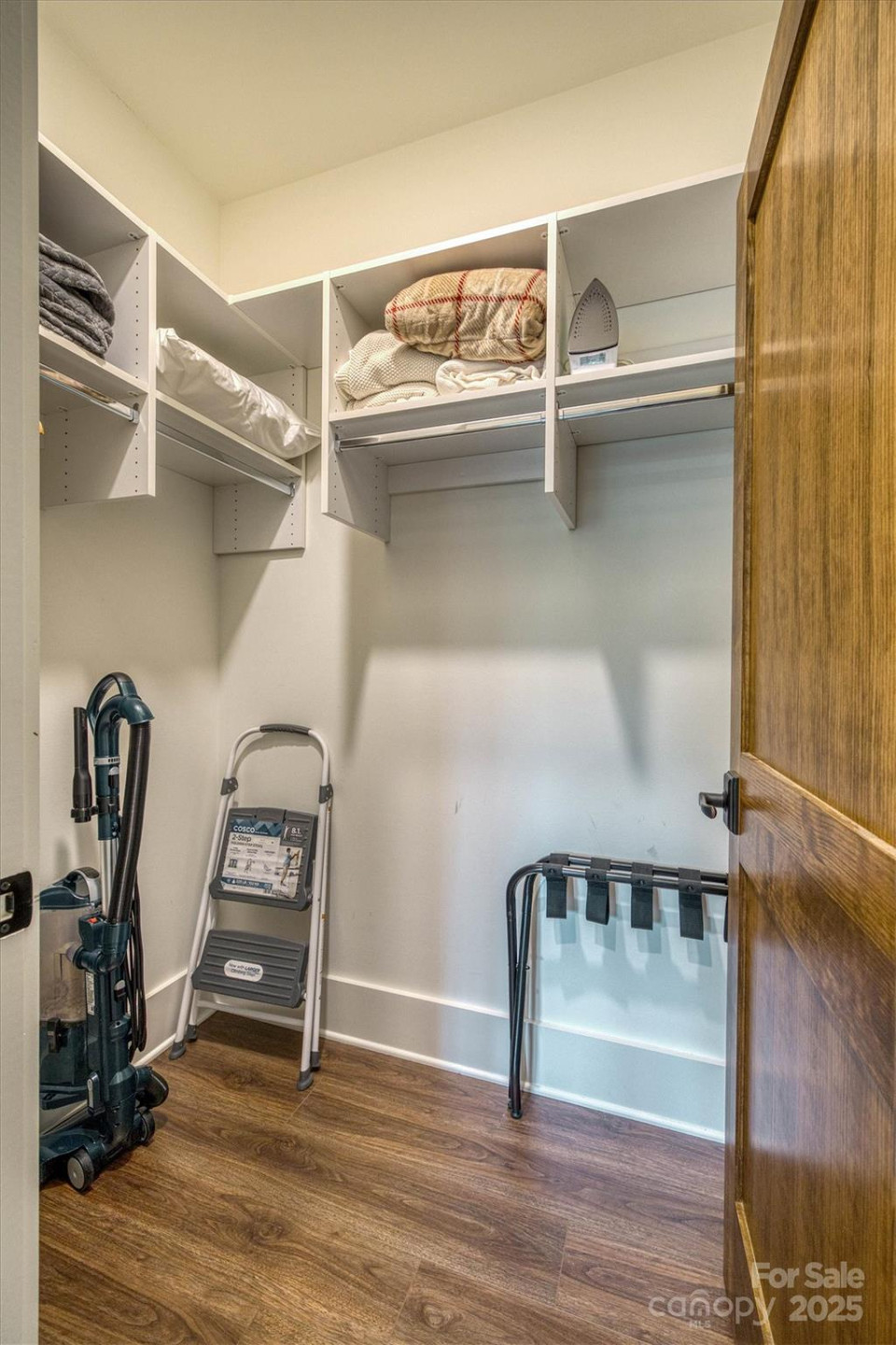 1370 Saylor Way #8 - Photo 35