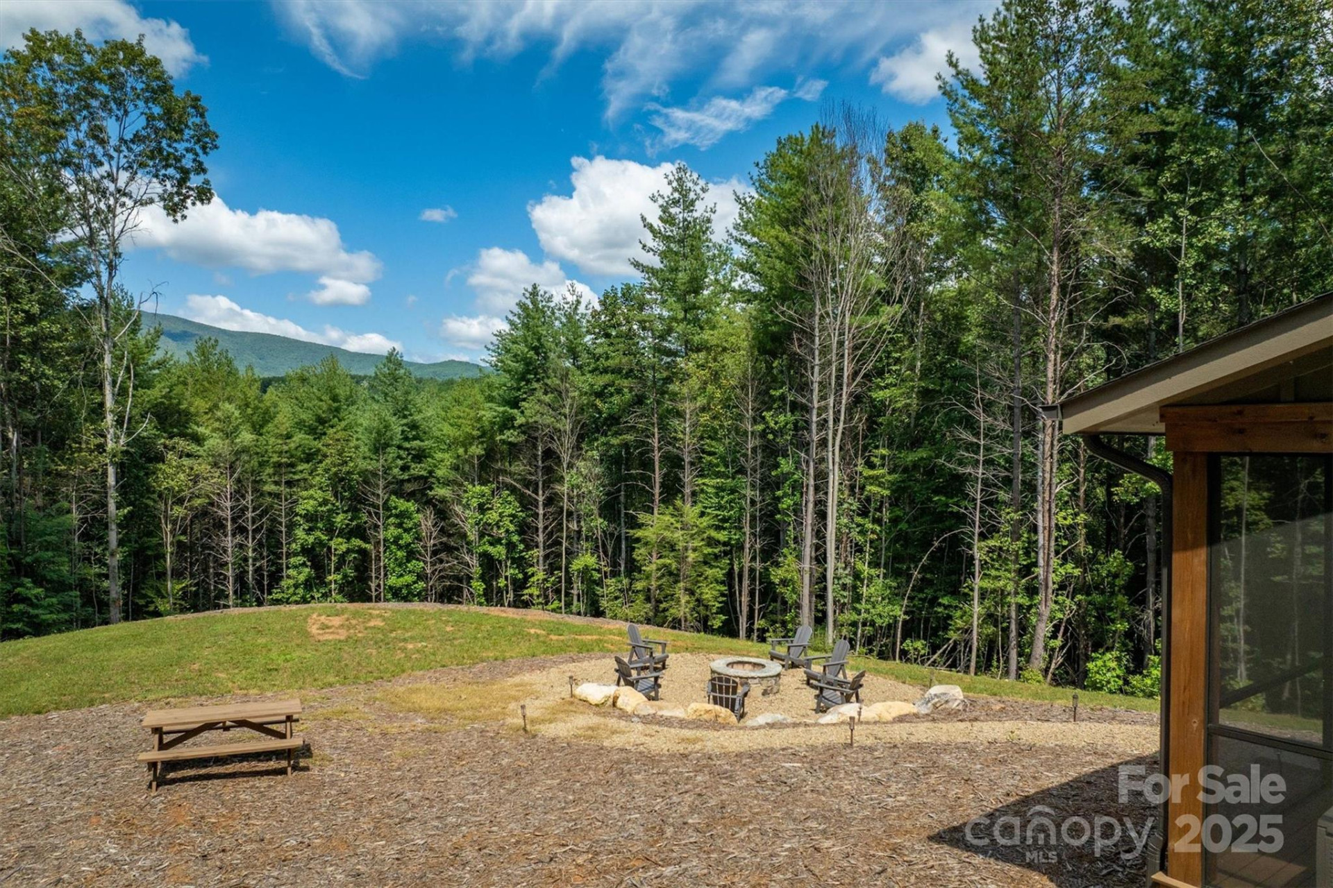 1370 Saylor Way #8 - Photo 8