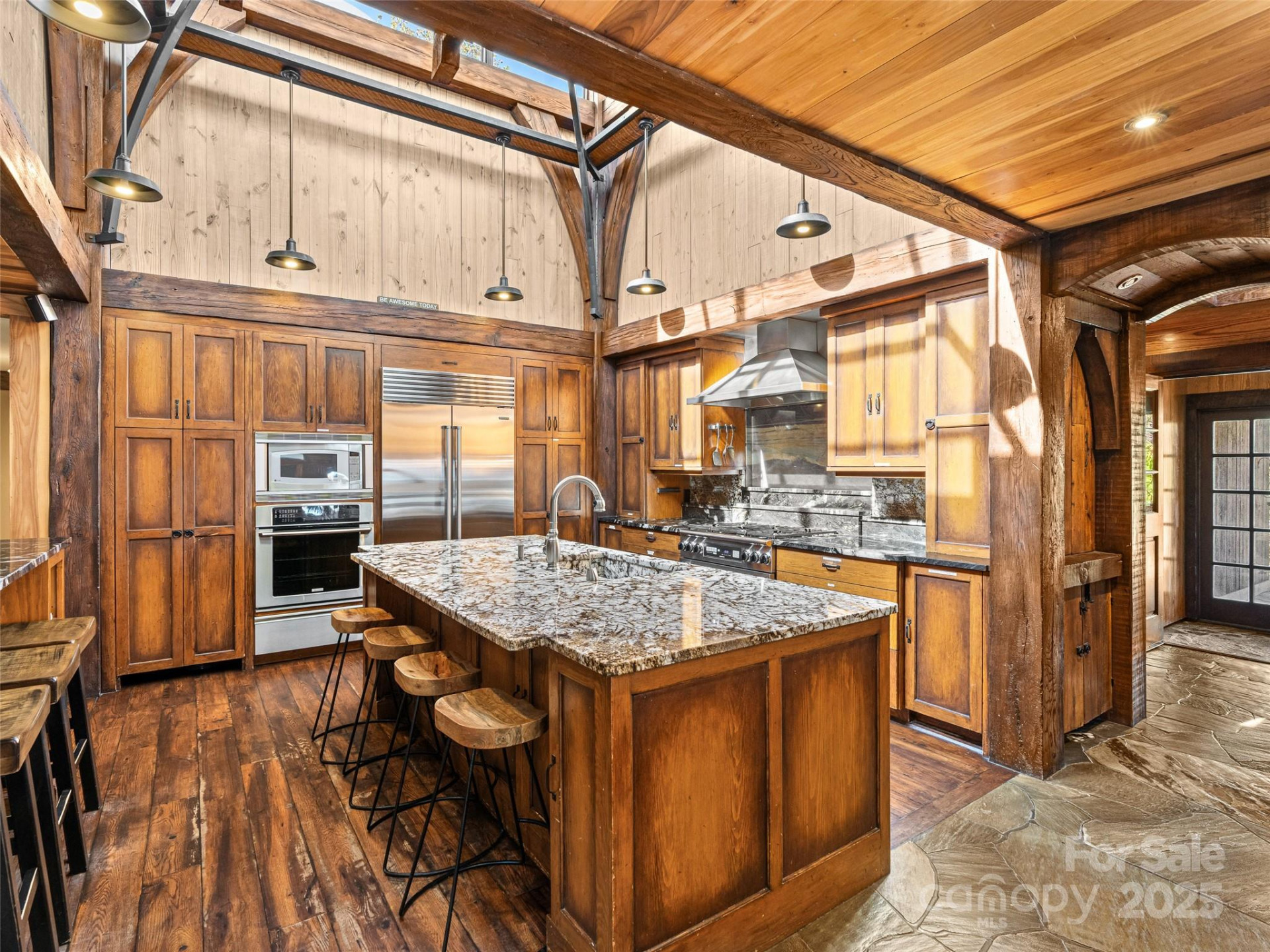 113 Forest Hills Drive - Photo 4