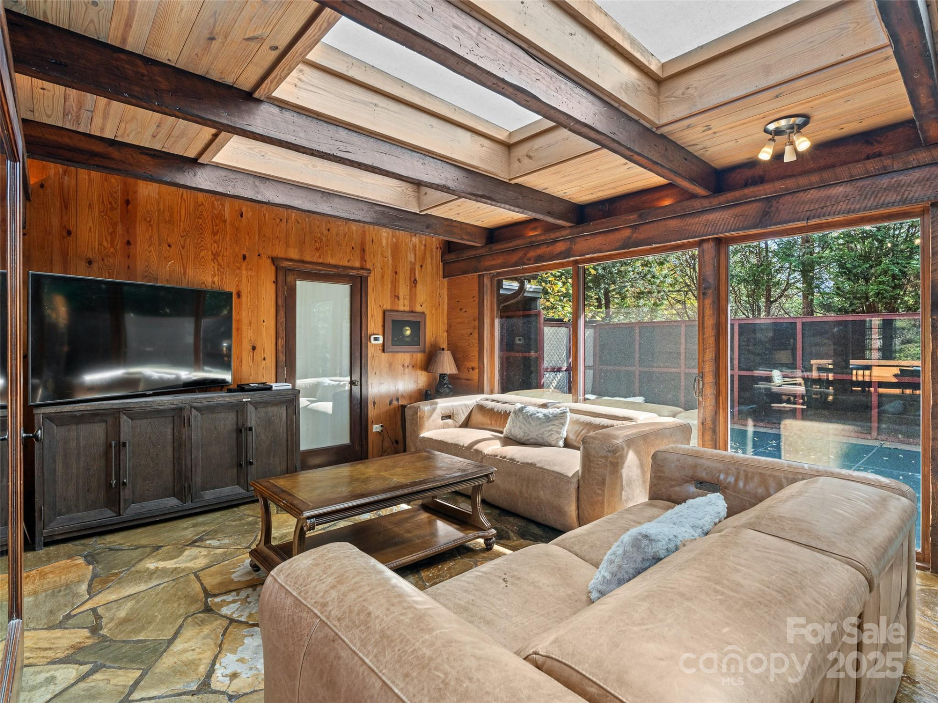 113 Forest Hills Drive - Photo 10