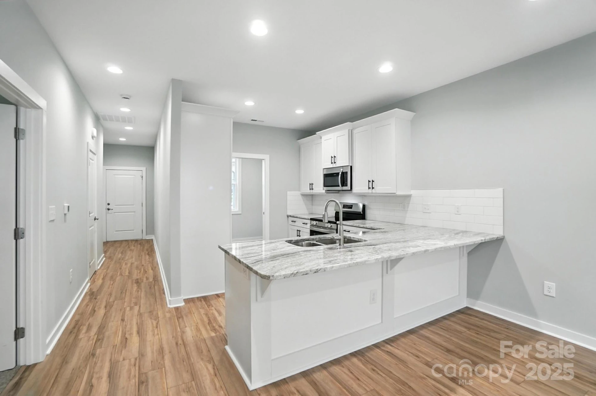1524 29th Street - Photo 7