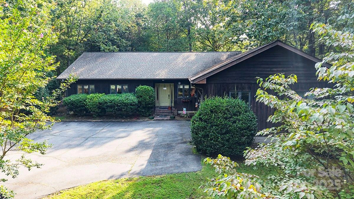 643 Mountain View Drive #44