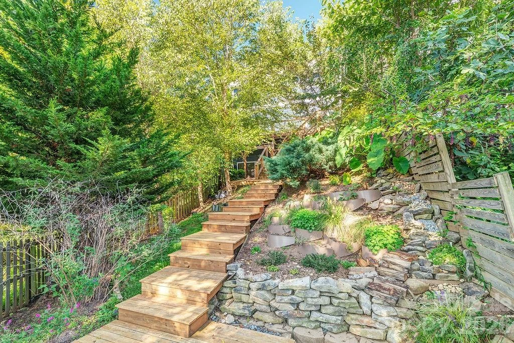 60 Sunrise Drive - Photo 44