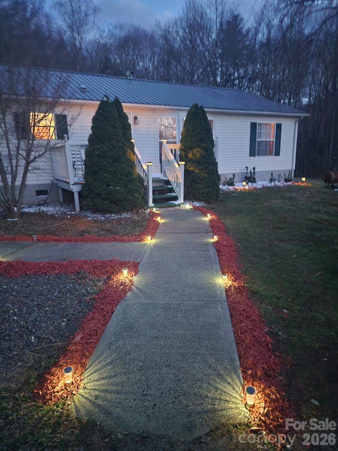 98 Cardinal Lane - Photo 3