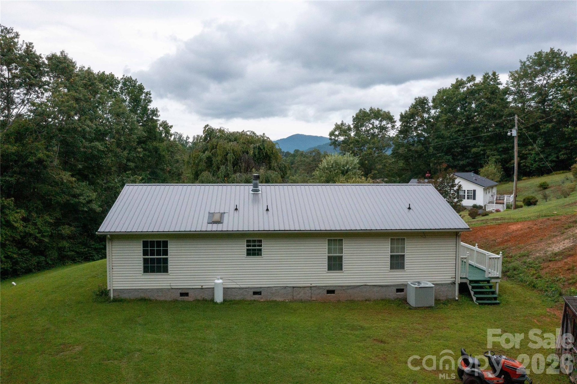 98 Cardinal Lane - Photo 5