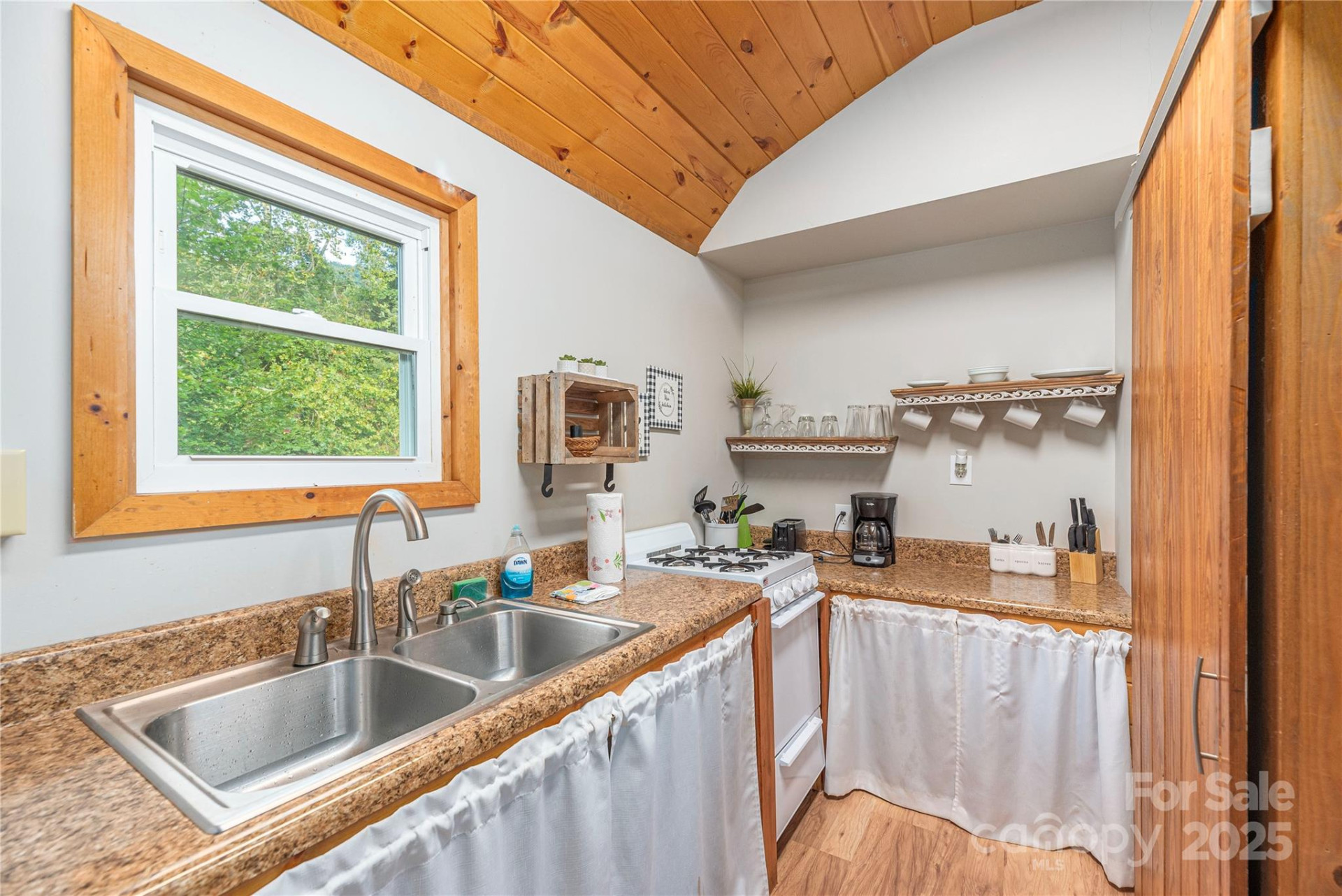 9781 Nc 209 Highway - Photo 45