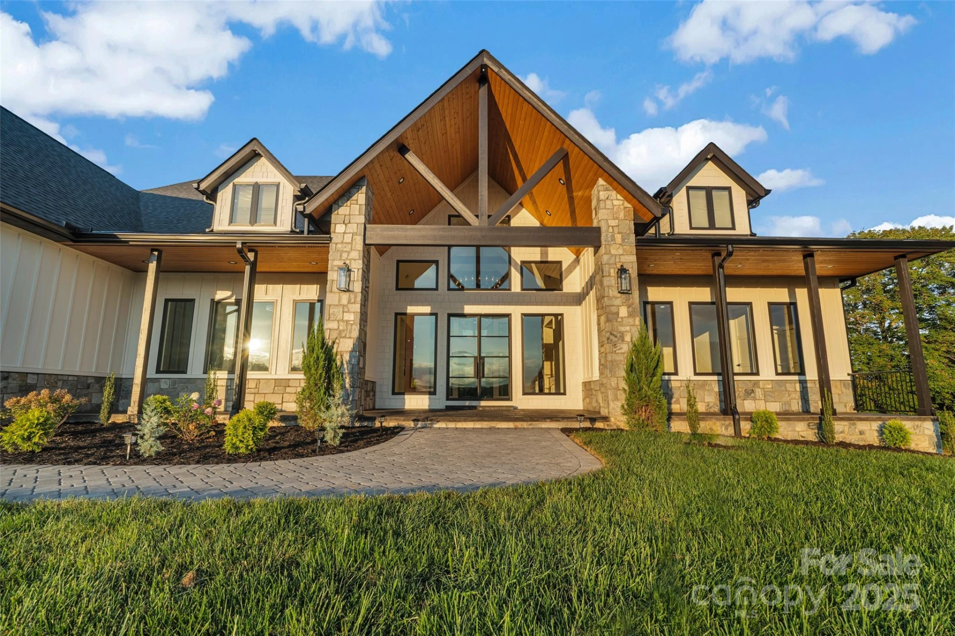 152 Golden Pasture Drive - Photo 2