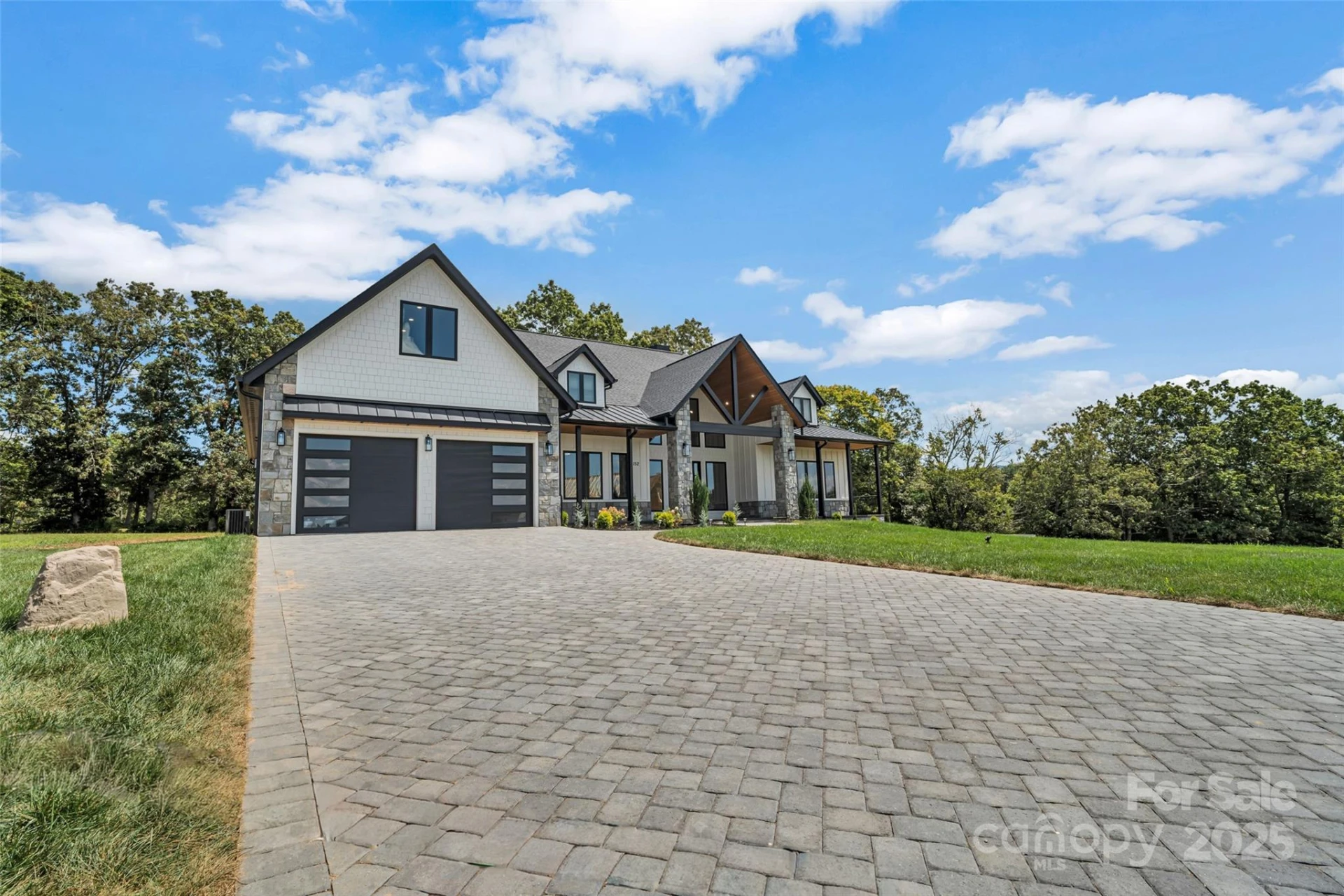 152 Golden Pasture Drive - Photo 3