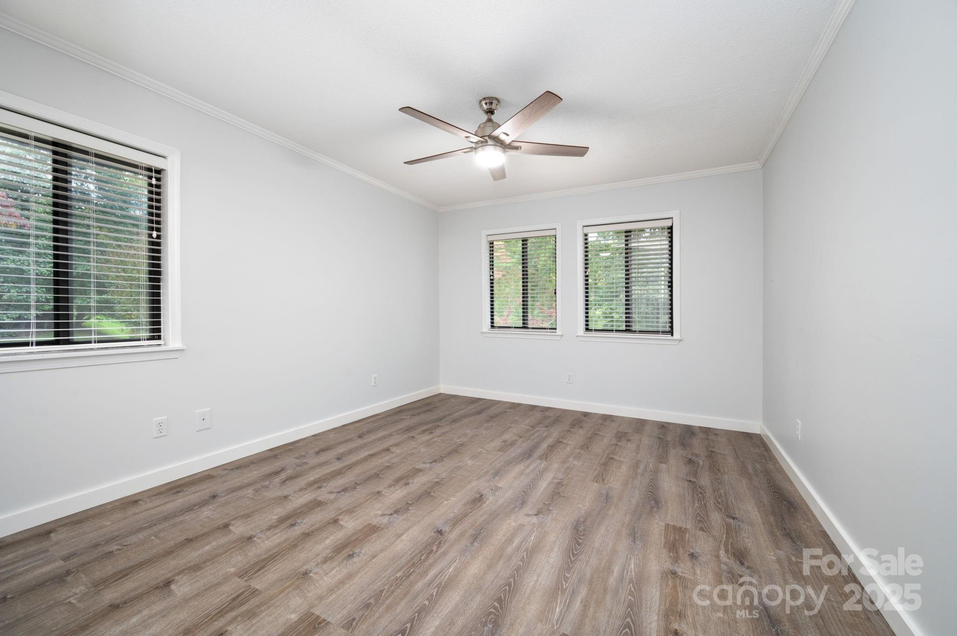 33 Lake Drive ##G5 - Photo 16