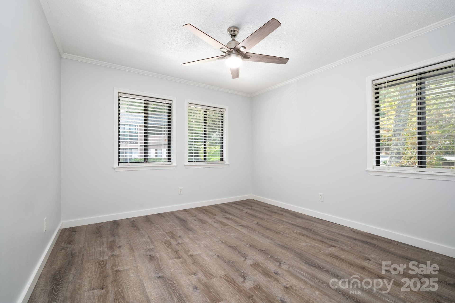 33 Lake Drive ##G5 - Photo 22