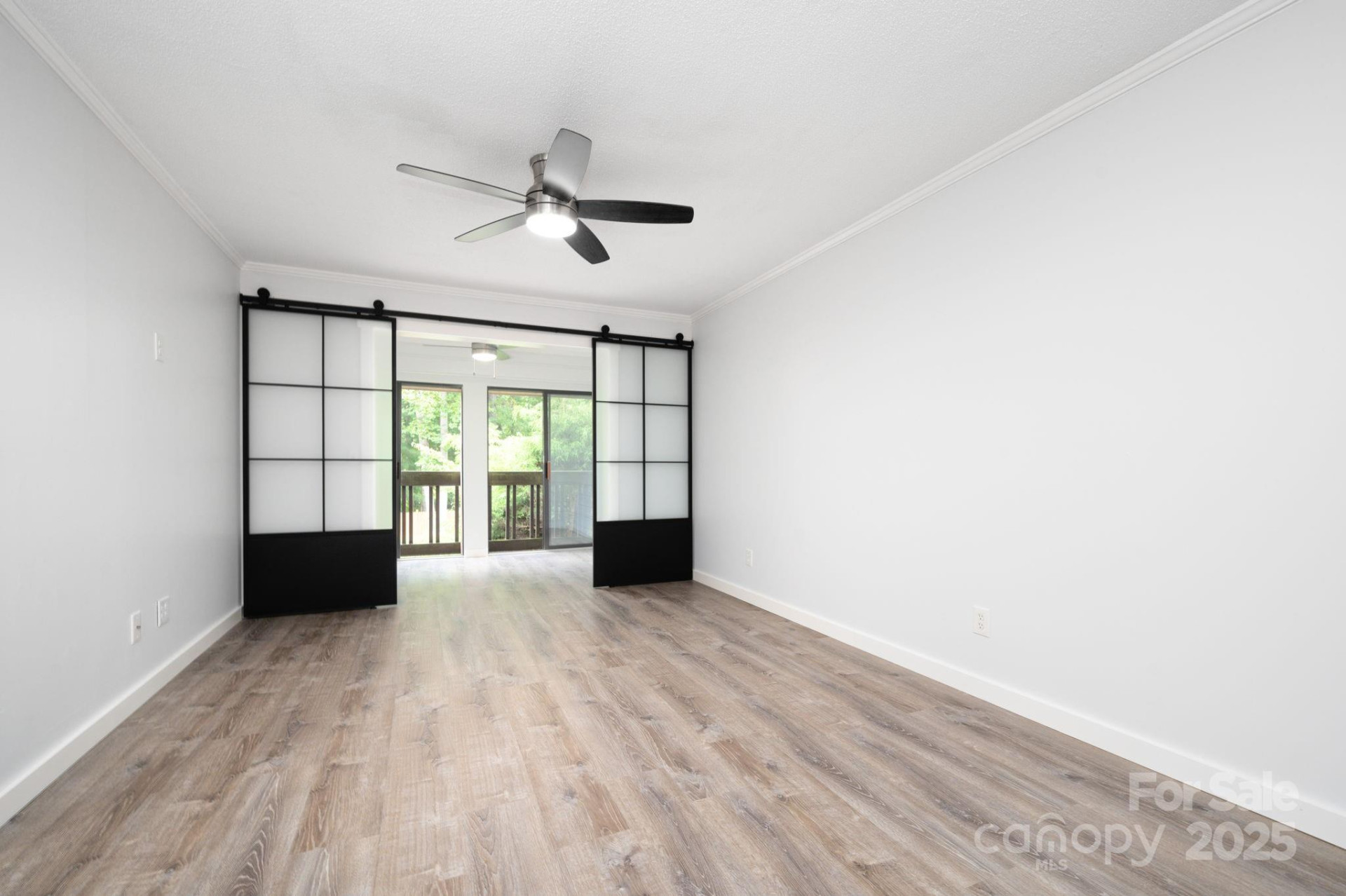 33 Lake Drive ##G5 - Photo 4