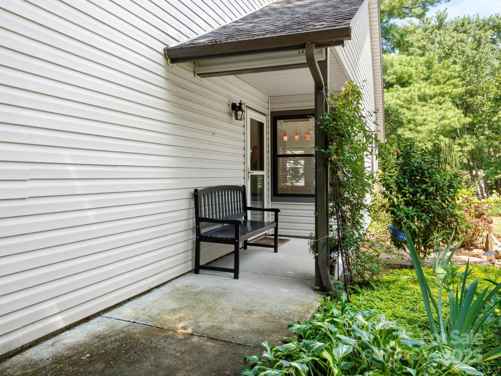 110 Cimarron Drive - Photo 2