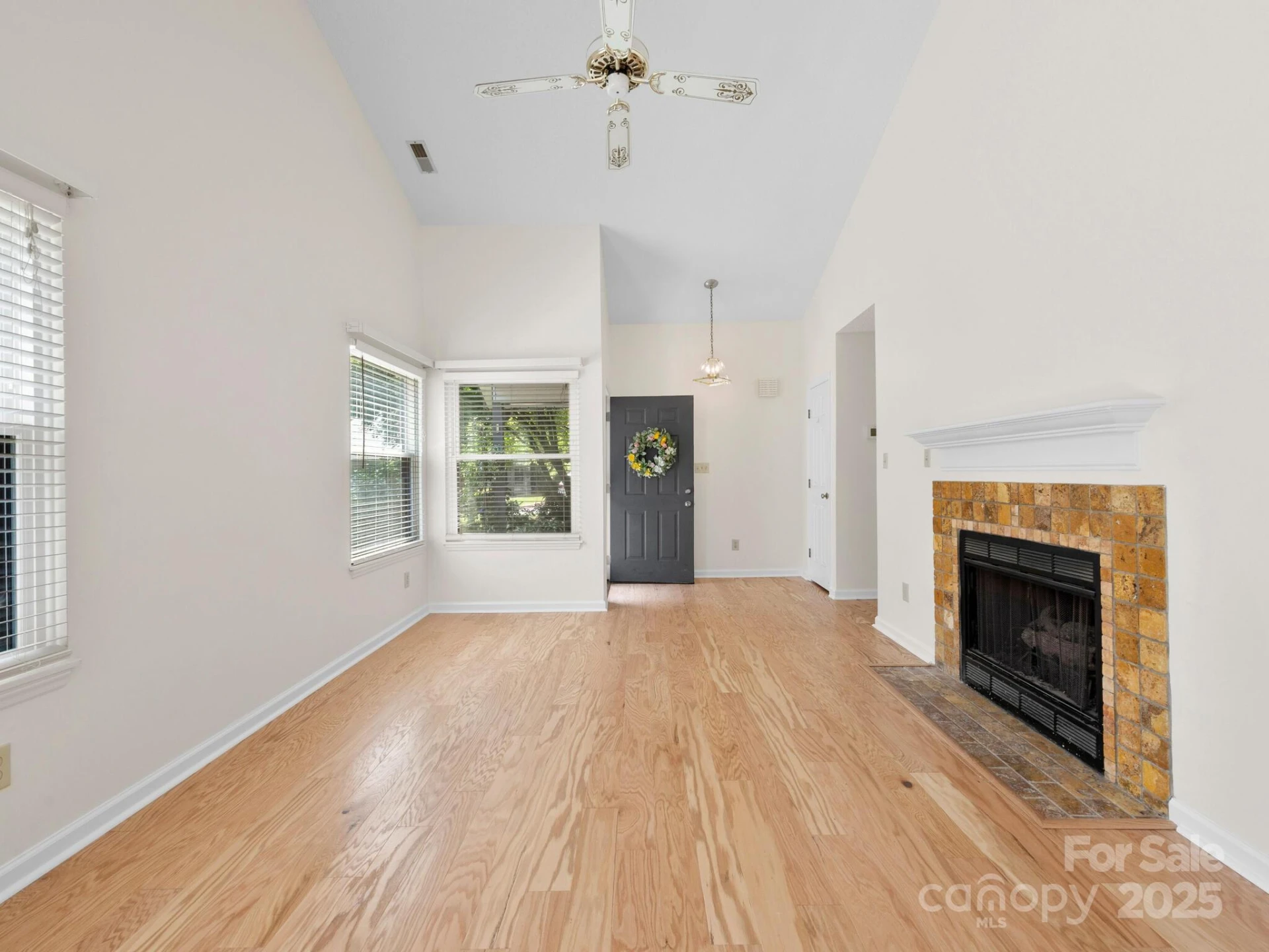 110 Cimarron Drive - Photo 5