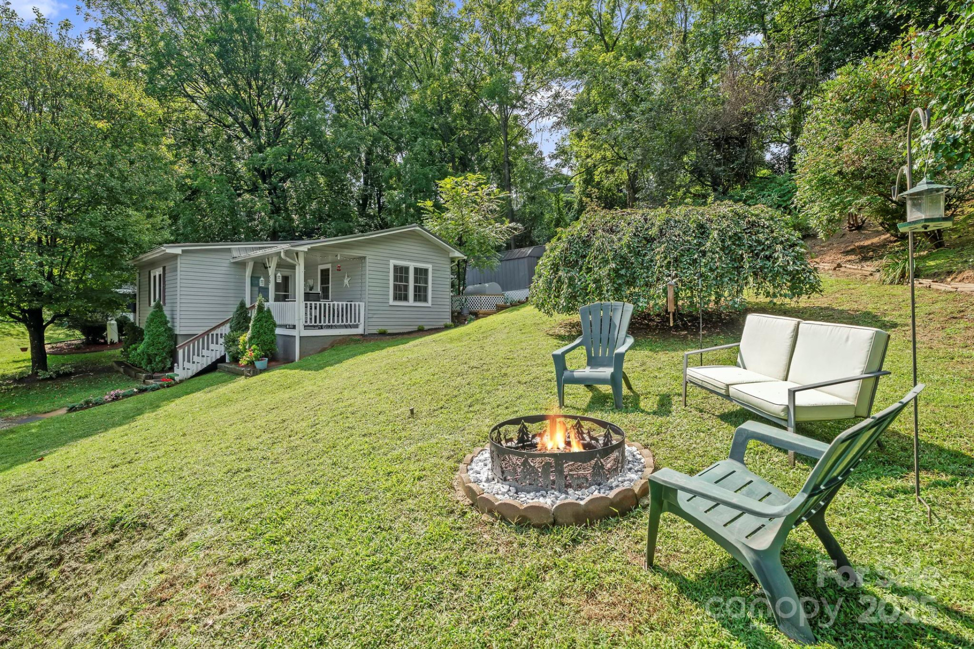 69 Devlin Street - Photo 2