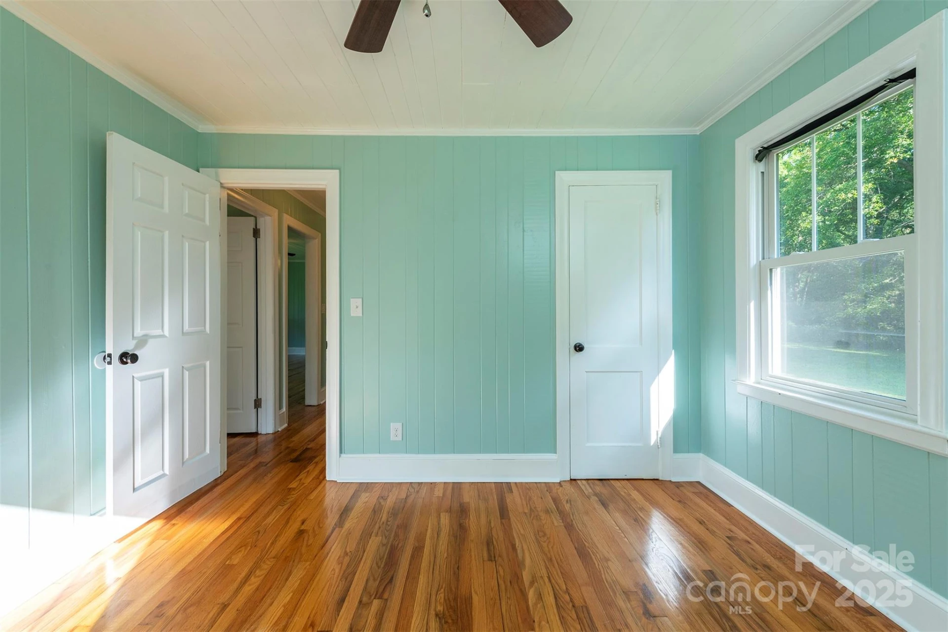 2305 Rutherford Road - Photo 13