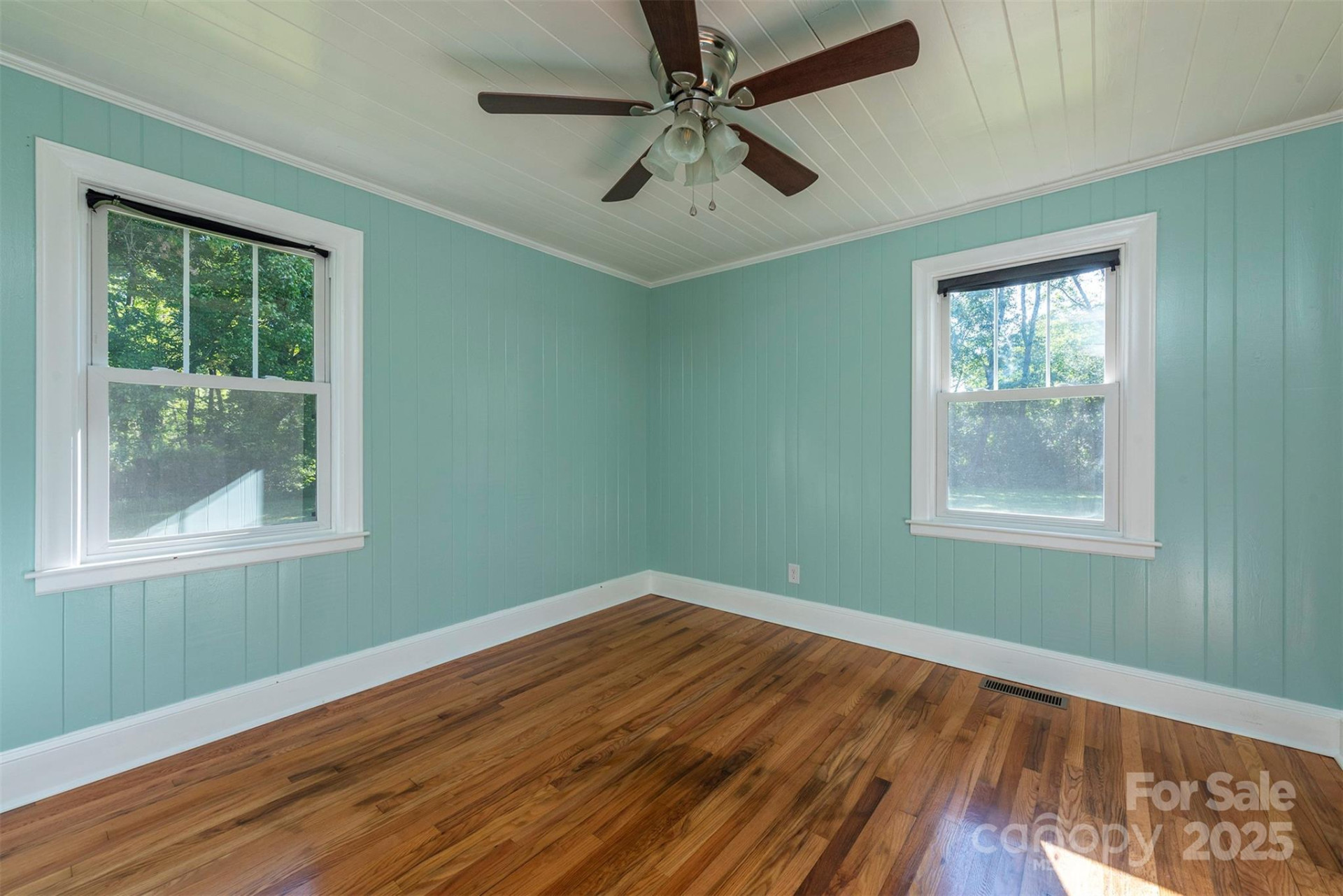 2305 Rutherford Road - Photo 15