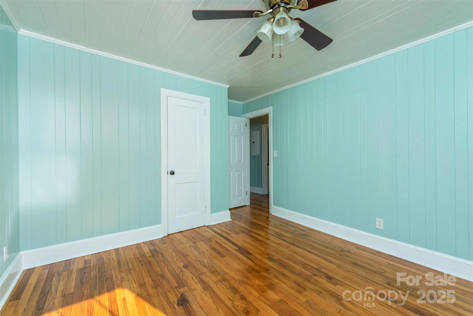 2305 Rutherford Road - Photo 16